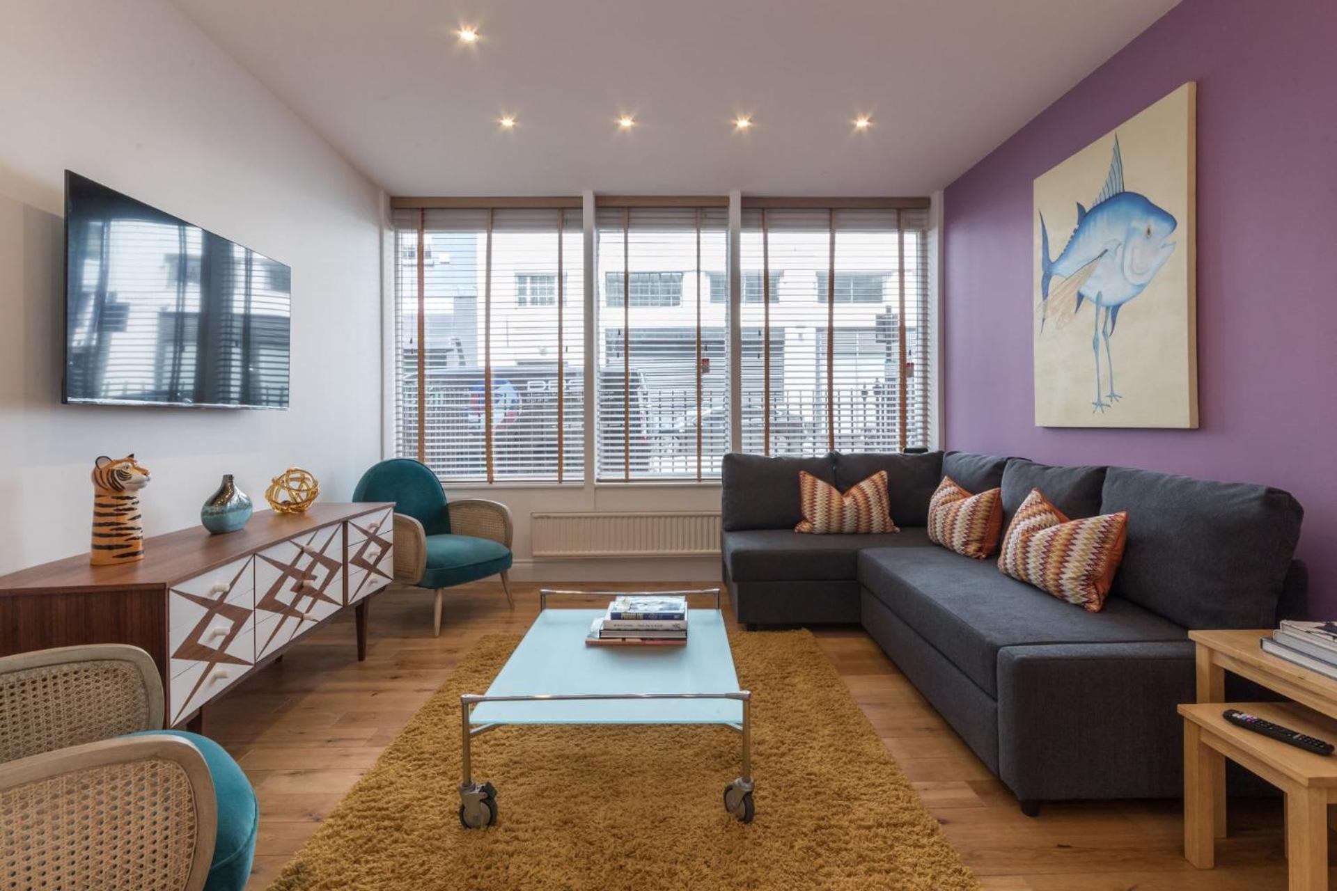 Apartment For - Fitzrovia - By Frankie Says London