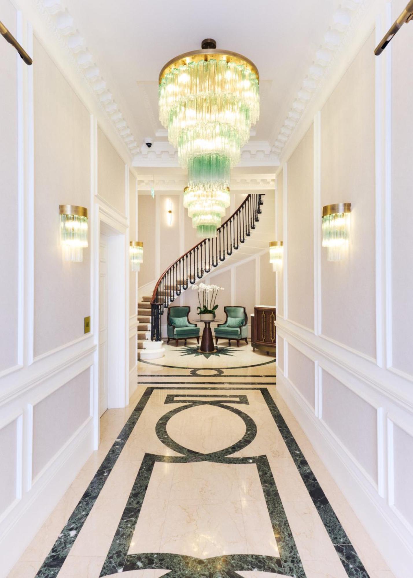 2 Chesham Hotel London