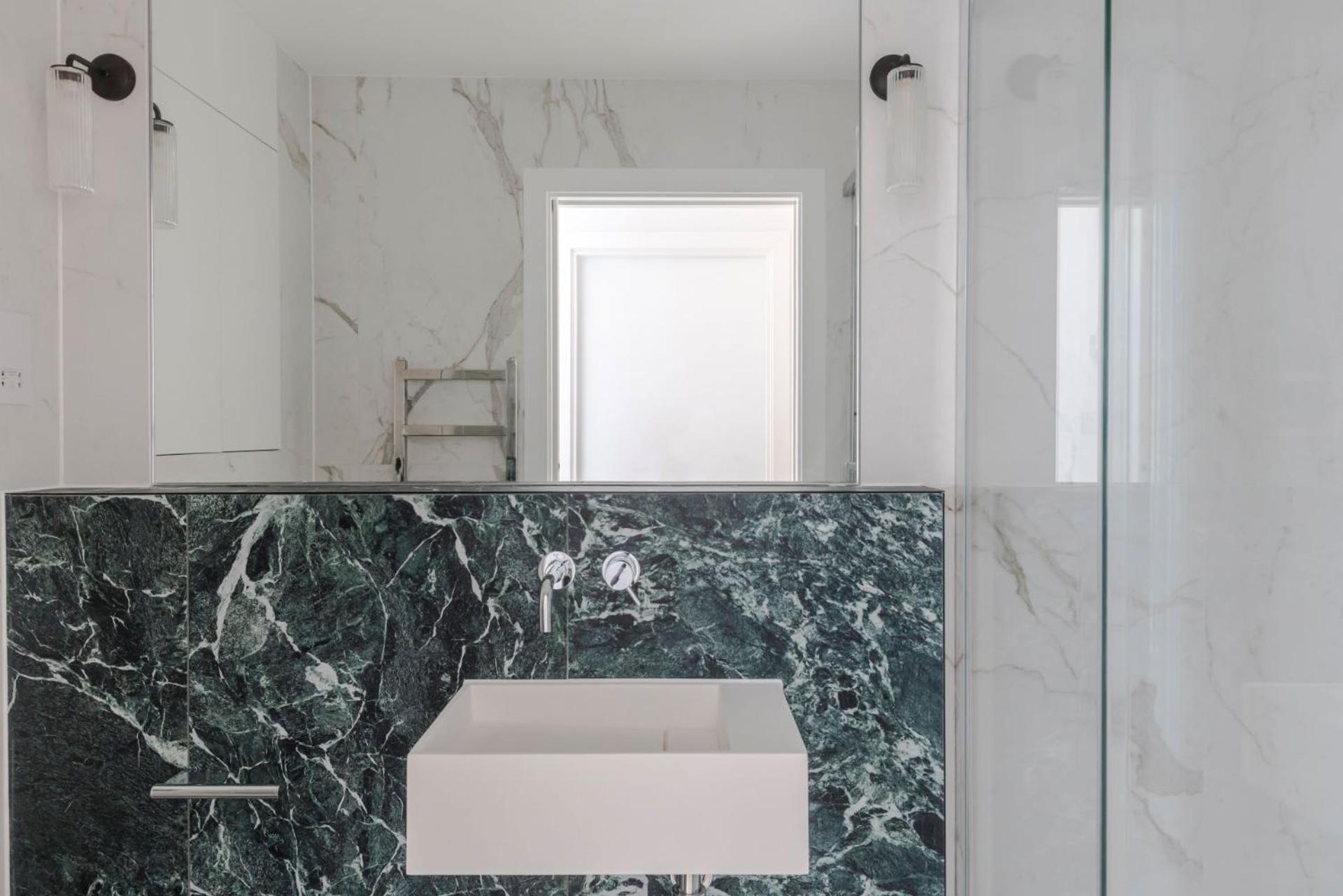 Blue Jeans White Shirt - Fitzrovia - By Frankie Says Apartamento *