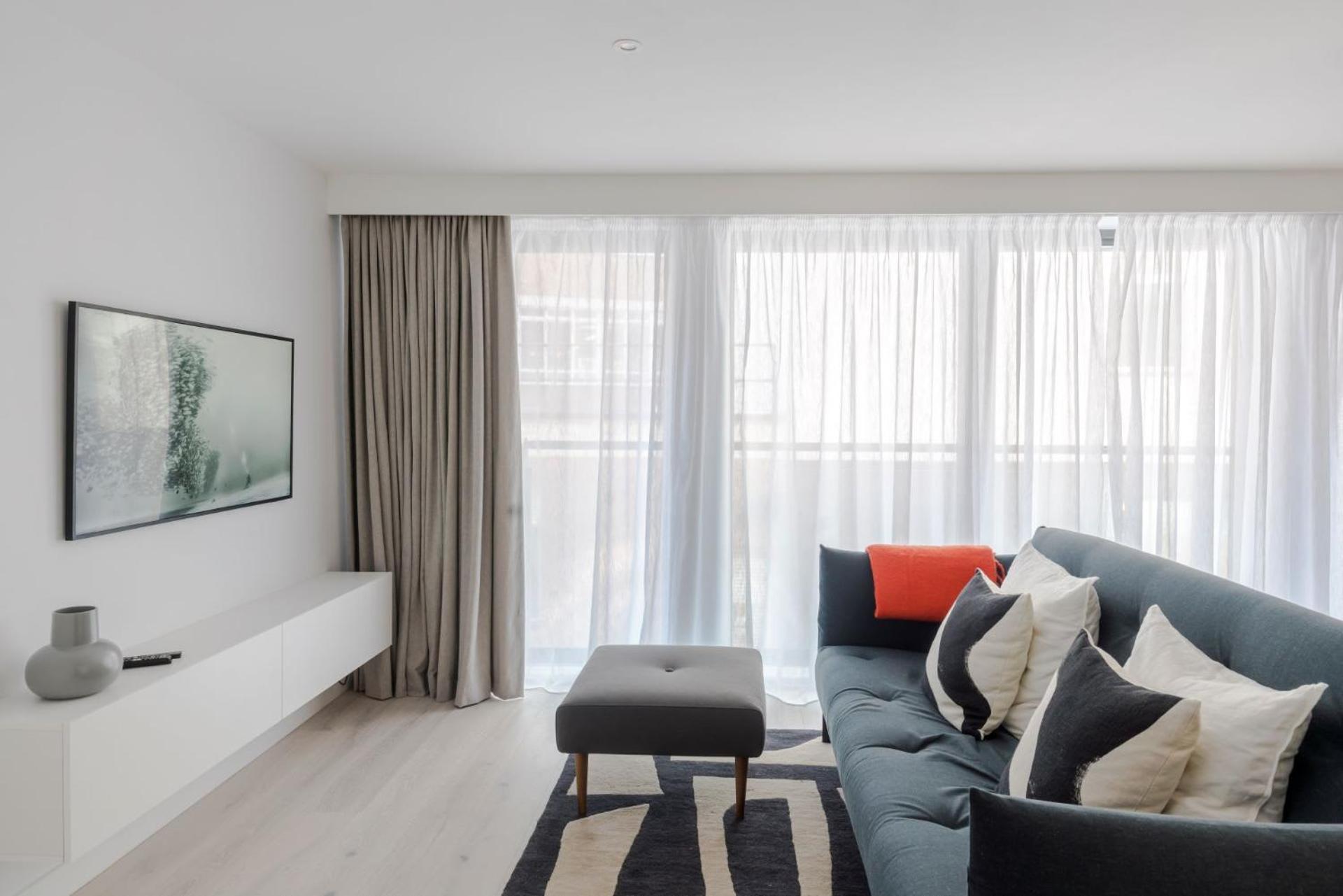 Blue Jeans White Shirt - Fitzrovia - By Frankie Says Apartamento Londres