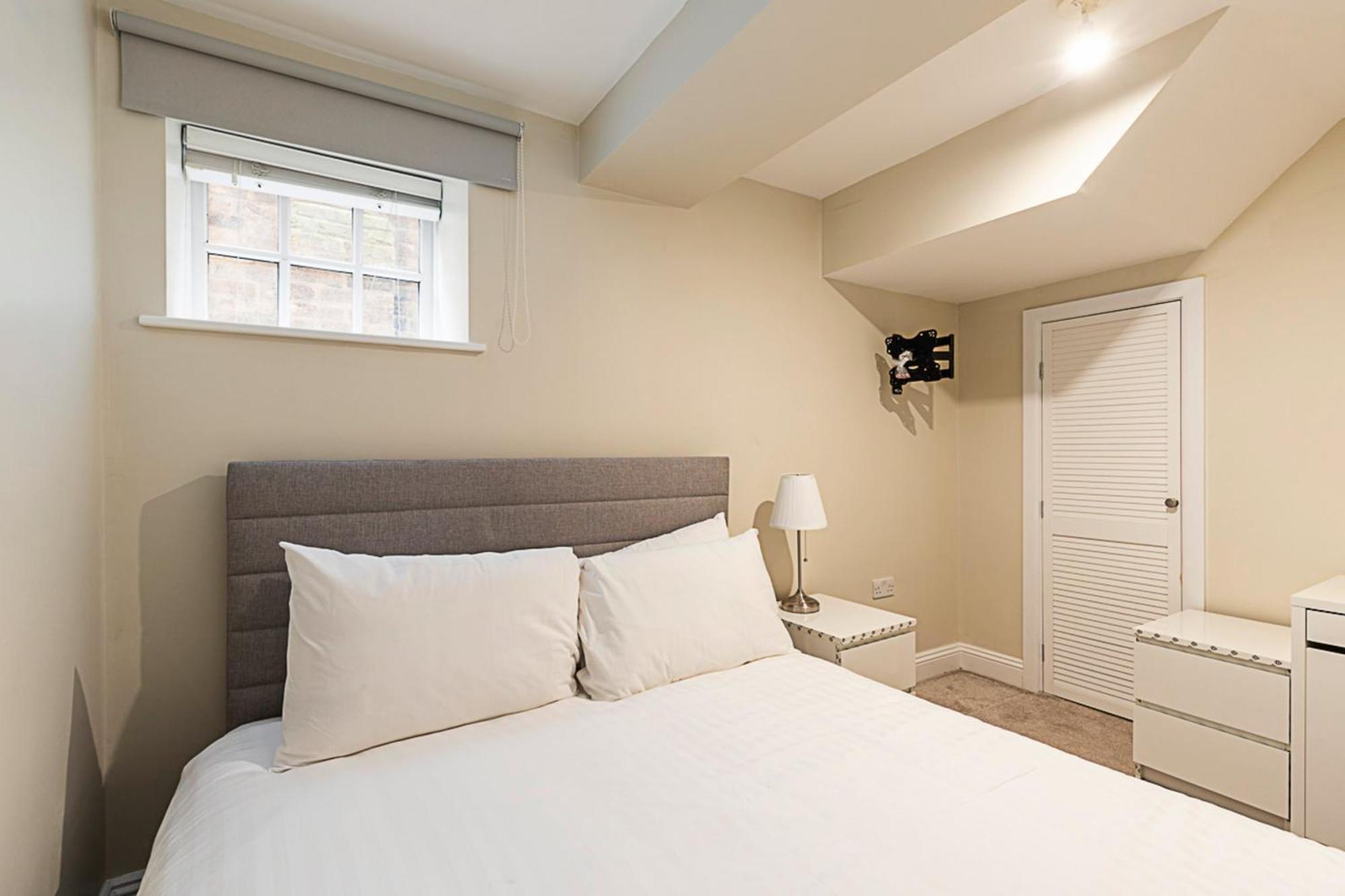 Charming And Modernised Edwardian Flat * Londres