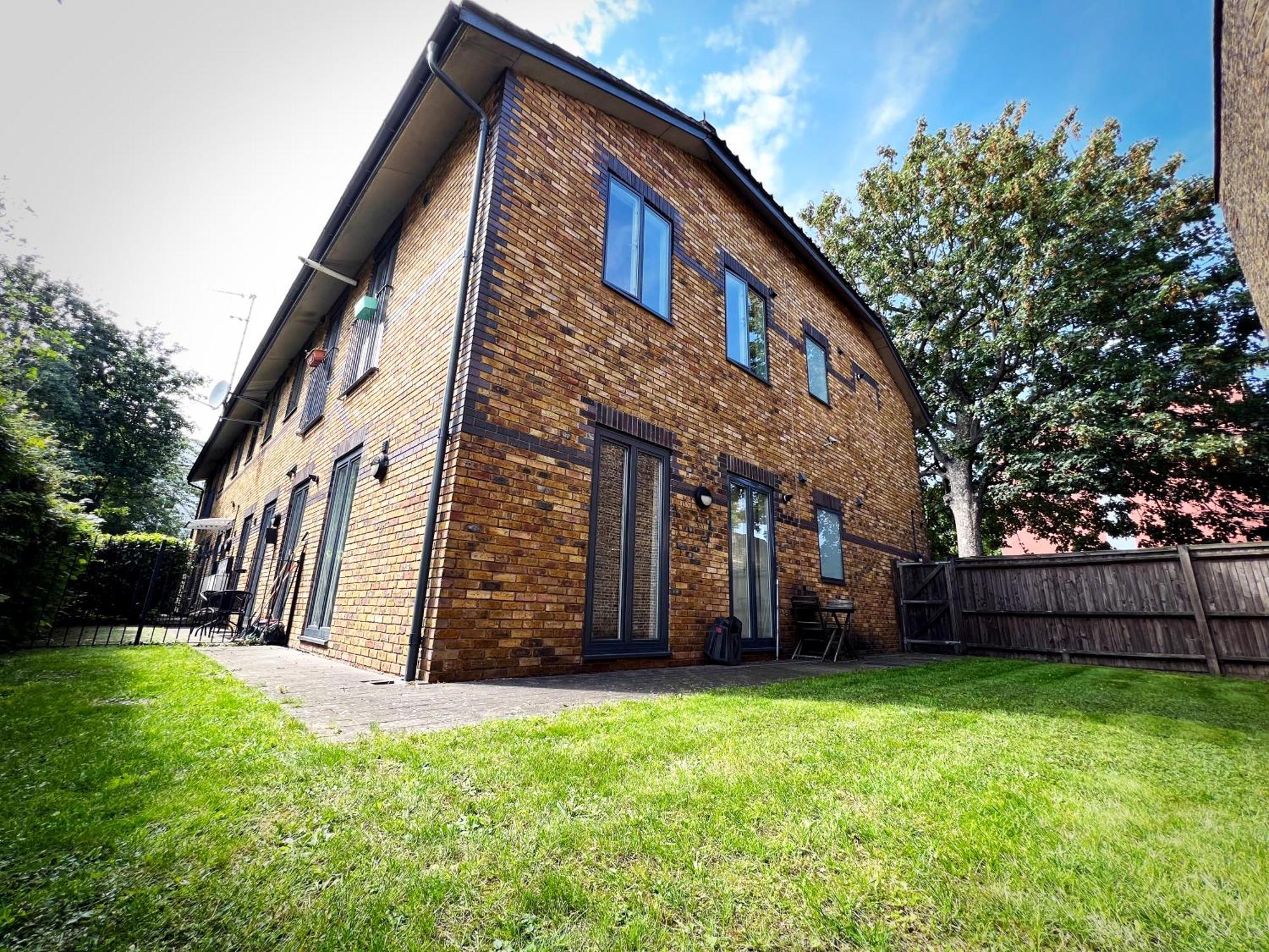 Apartment 3 Bedrooms Zone 2 London
