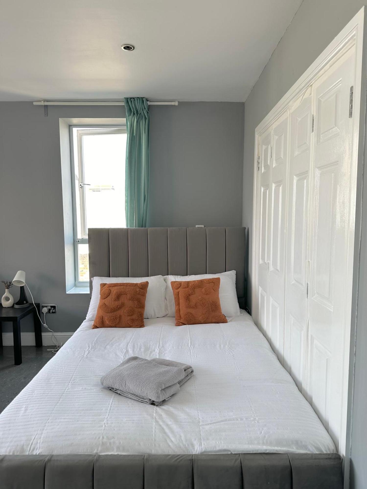 Luxury Private In * London