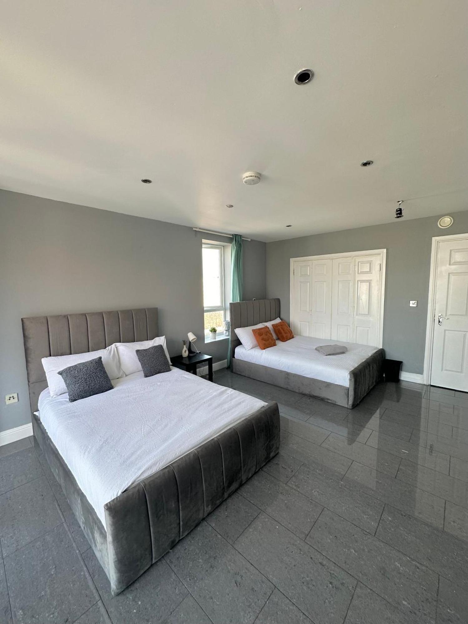 Luxury Private In * London