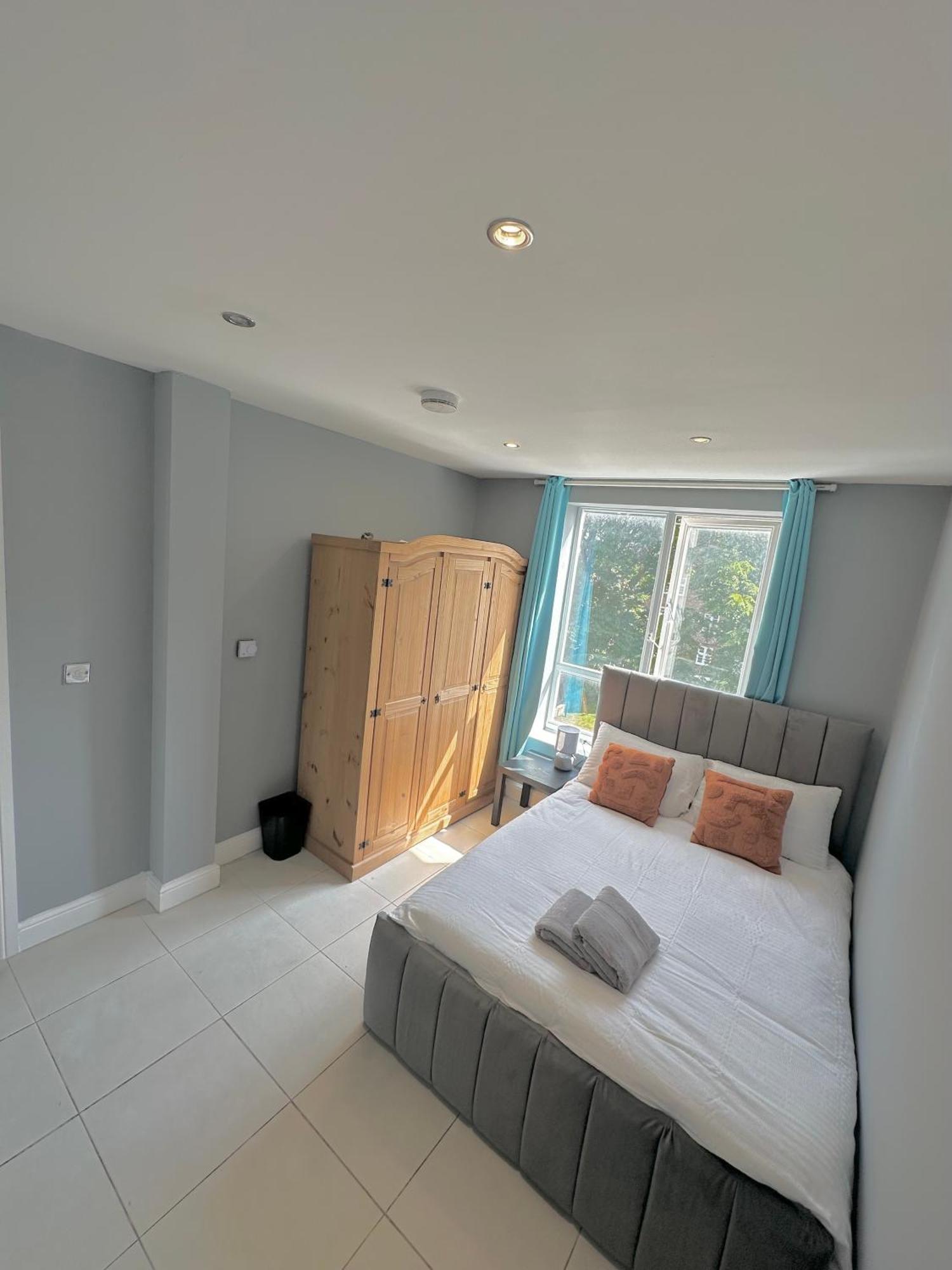 Luxury Private In * London