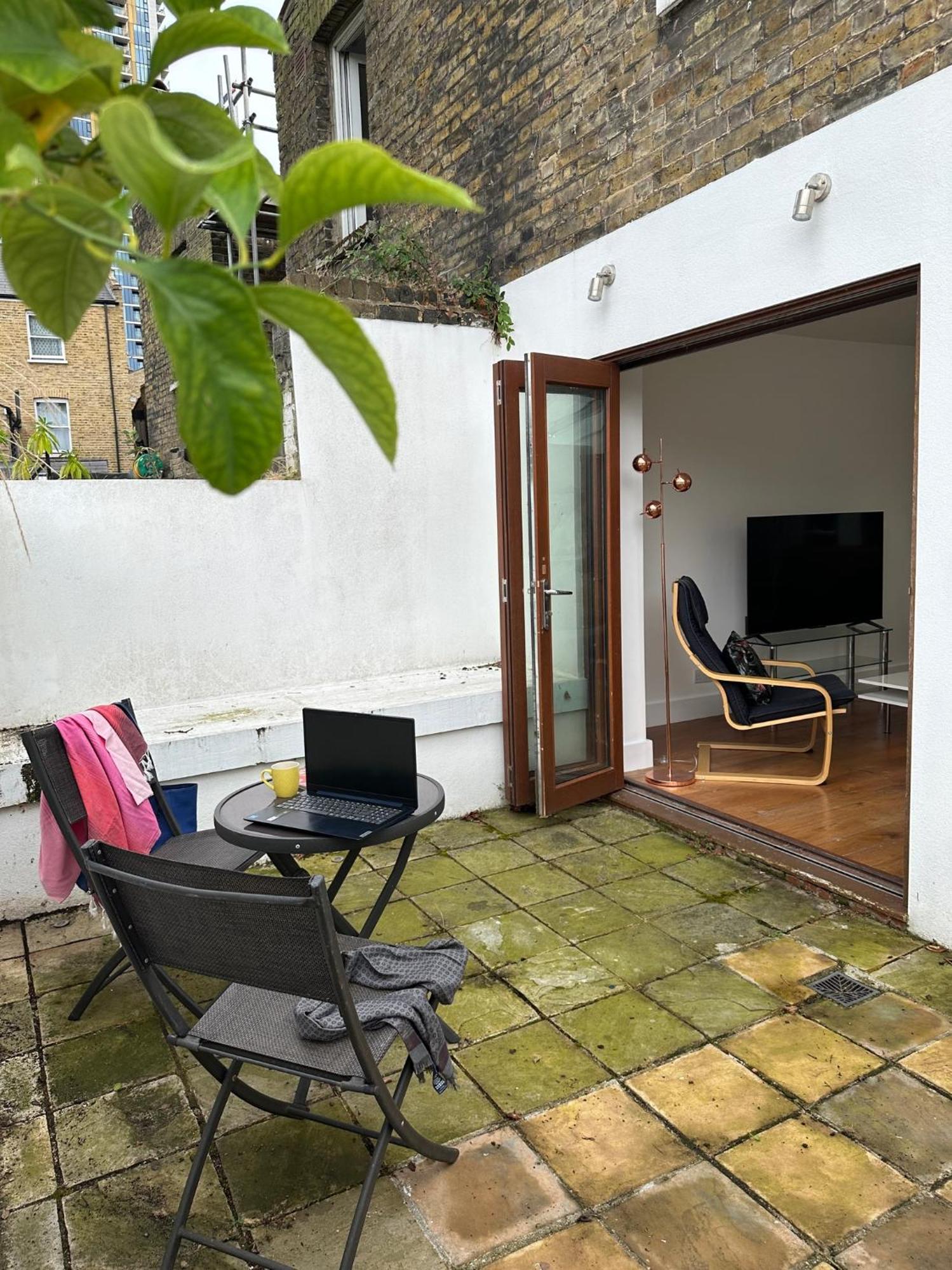 Stunning 3 Bed Apartment London