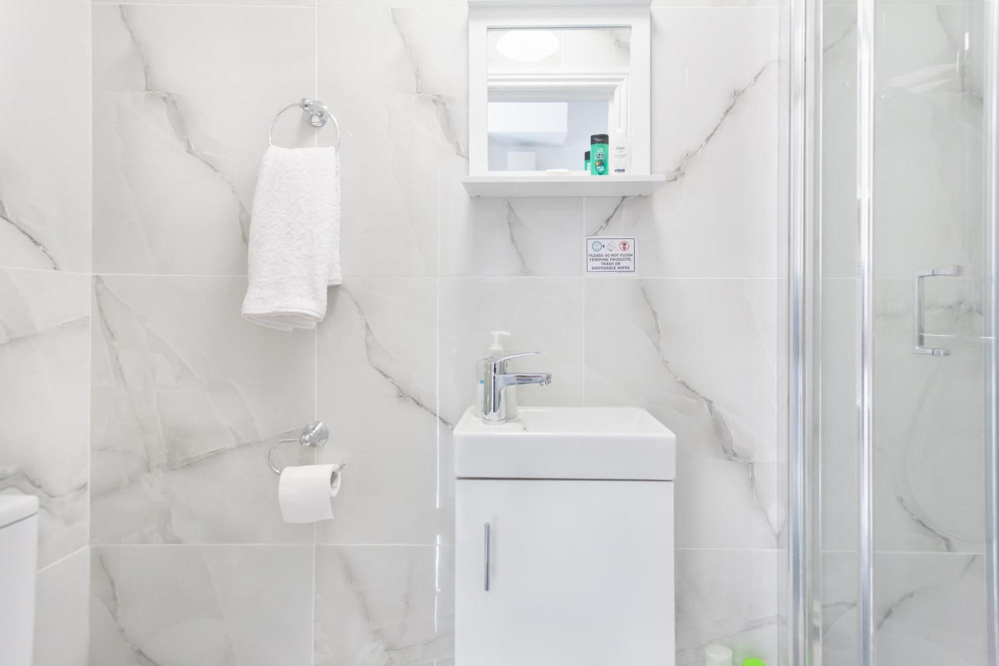 Studio9 - Next To Emirates Stadium - Budget With Shared Bathroom