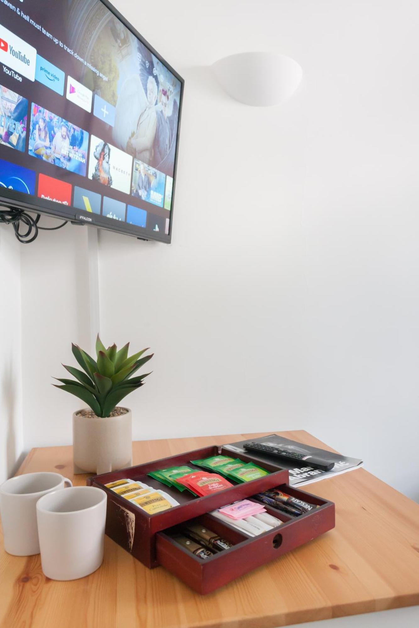 Studio9 - Next To Emirates Stadium - Budget With Shared Bathroom Gasthof