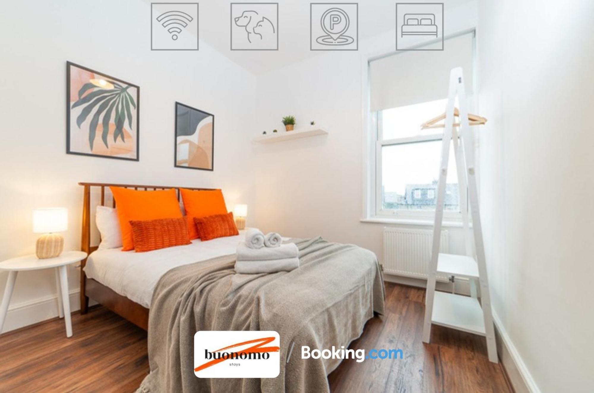 Three Bedroom At Buonomo Short Lets & Serviced Close To Wimbledon Tennis Courts Apartamento *