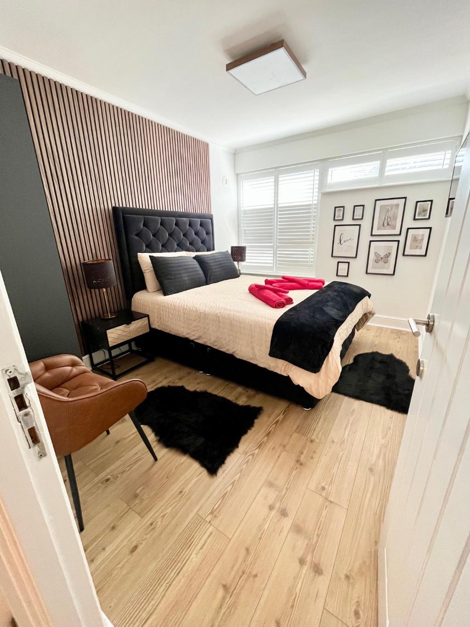 Apartamento Newly Refurbished ,chic, Attractive 3 Bedroom Flat