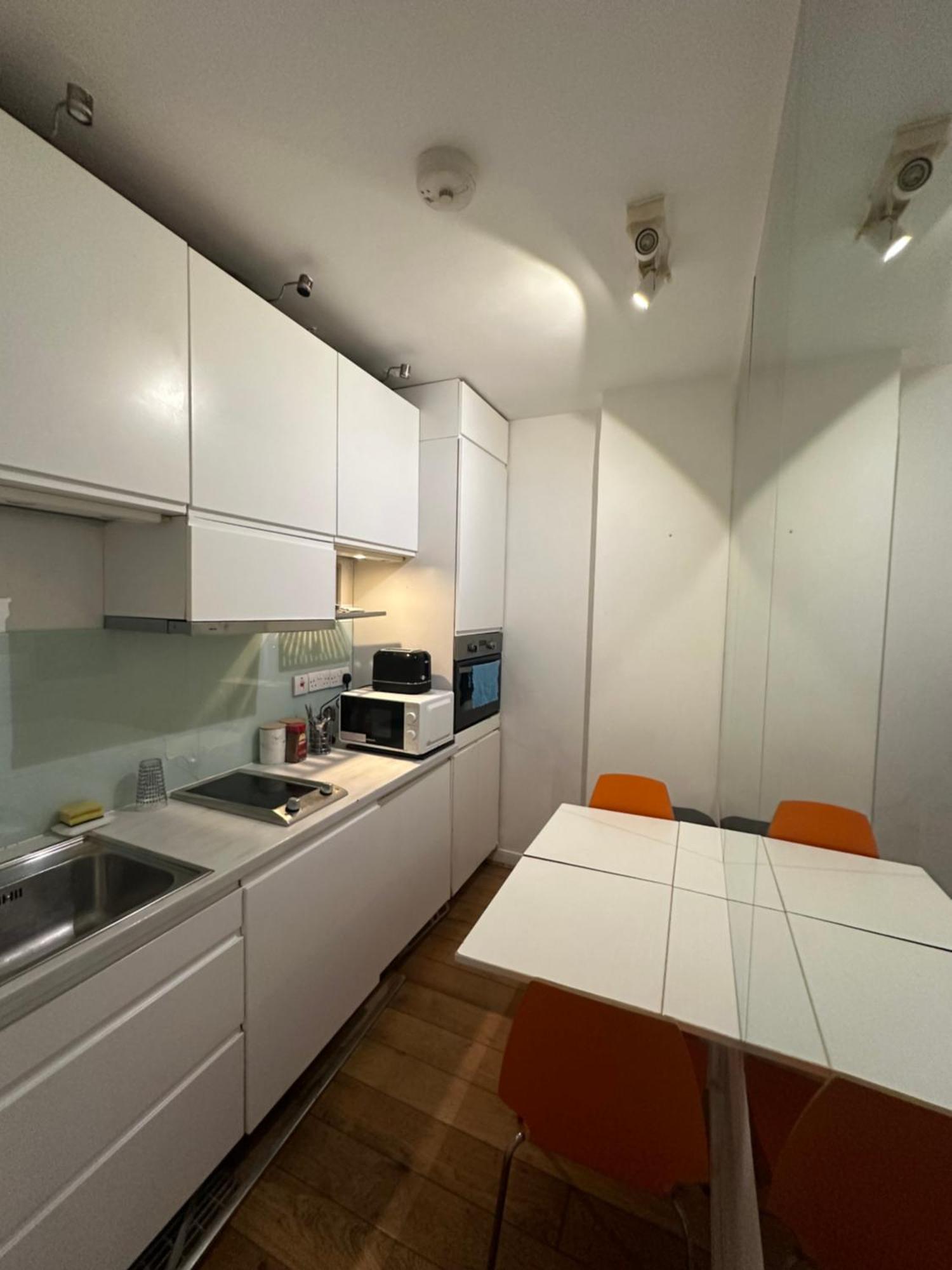 Appartement 2 Bedroom Flat In Kingscross, St Pancras! 6 People Londen