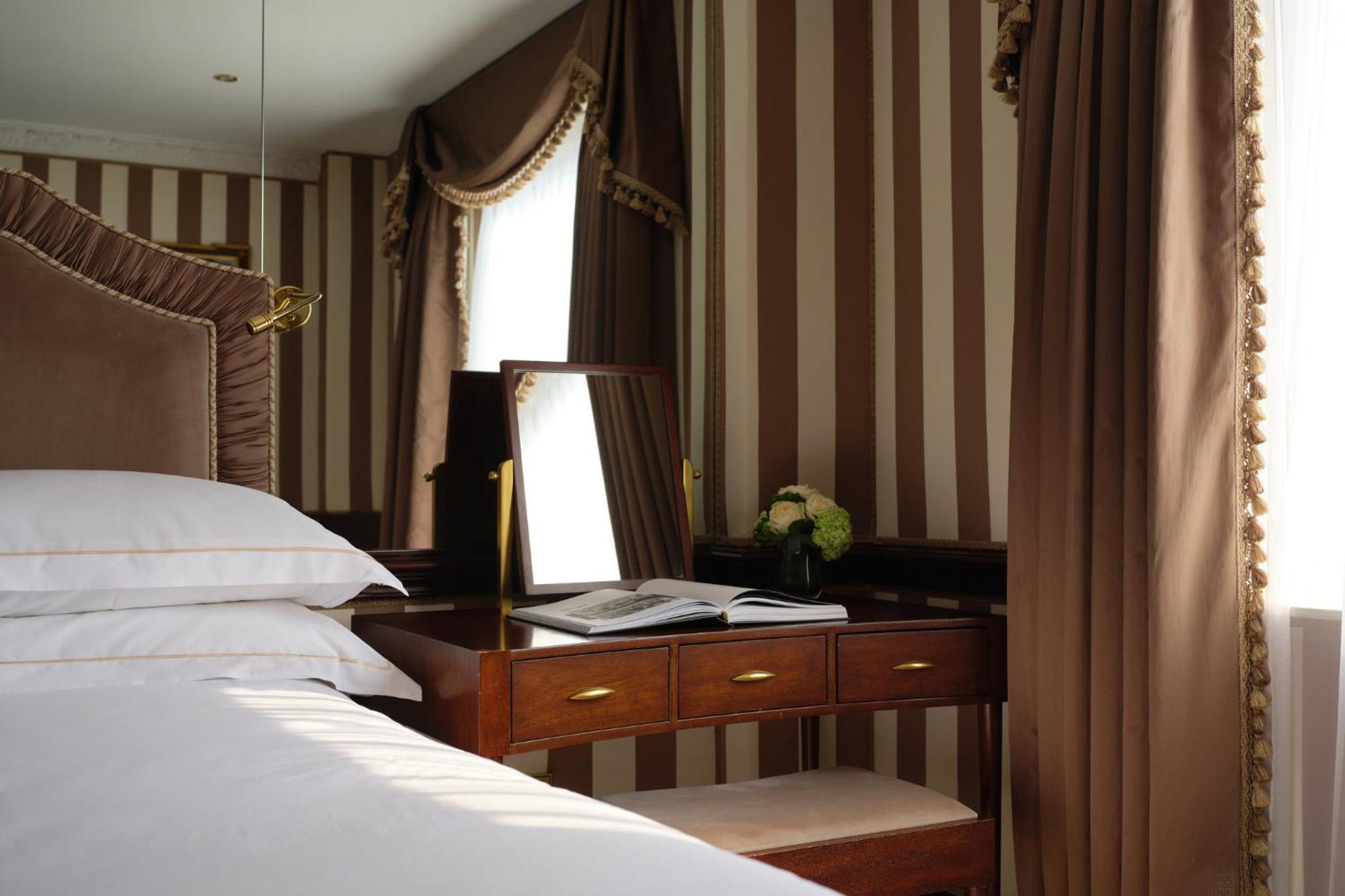 The Chesterfield Mayfair Hotel