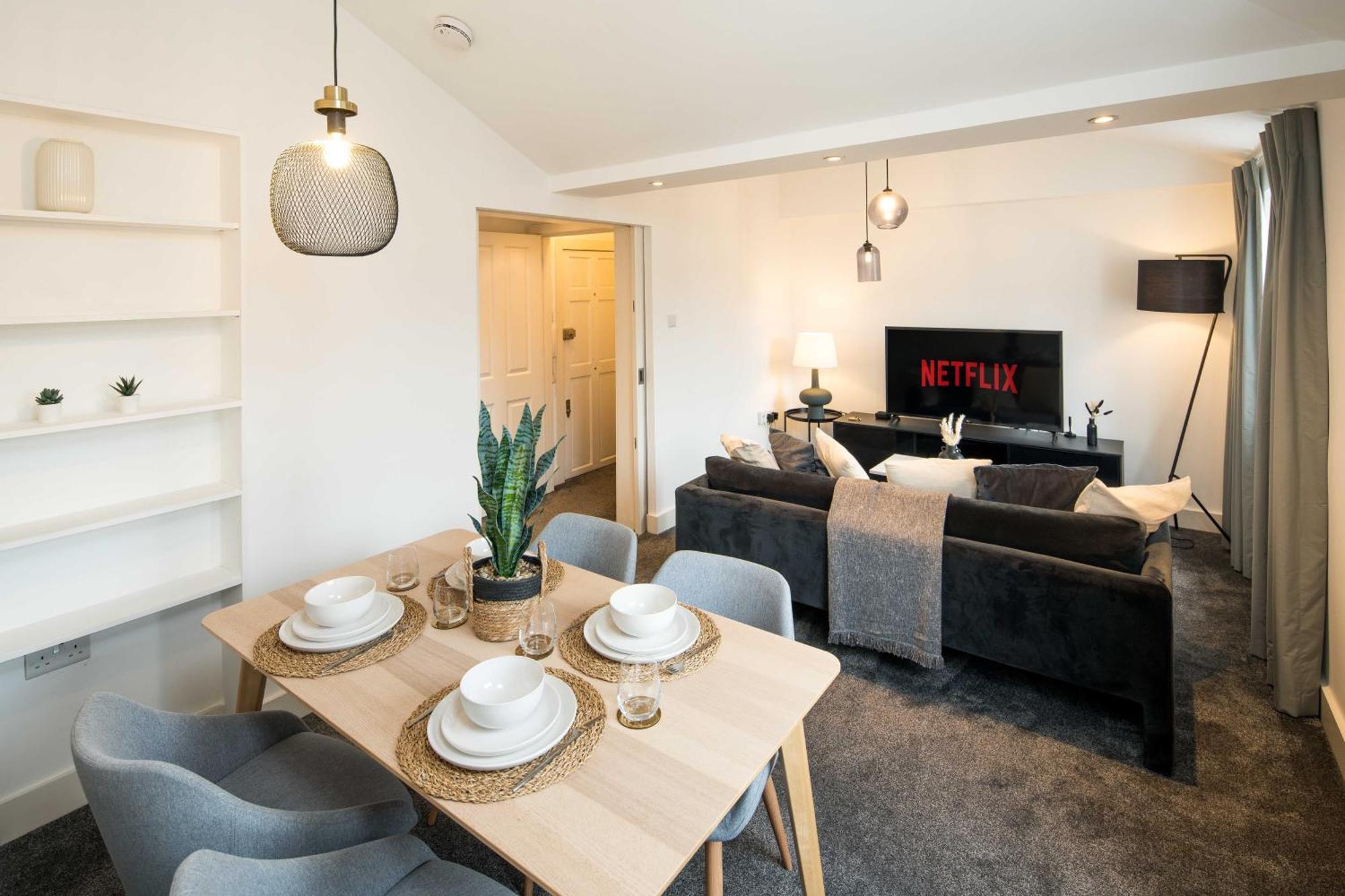 Elegant 3br, 2ba Flat In Marylebone - Ideal Location Near Station & Attractions Apartamento *