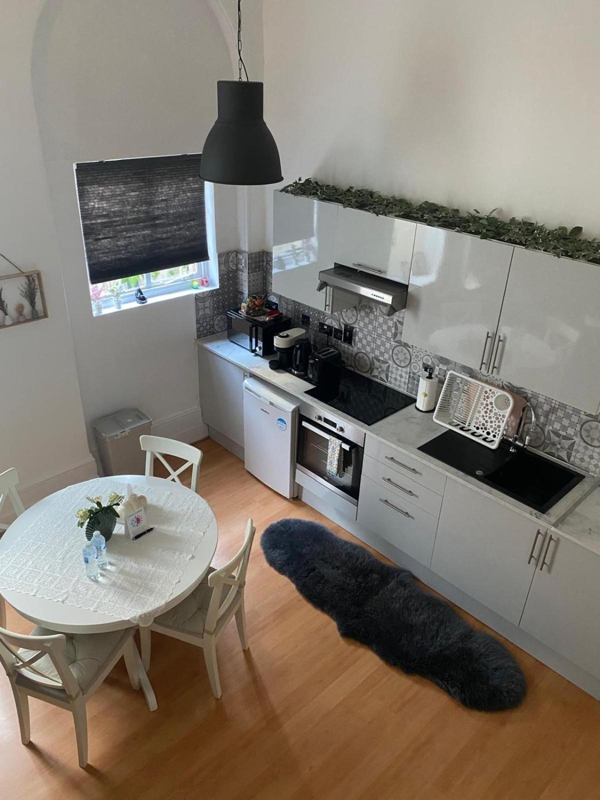 Stylish Flat In Prime Location Near Hyde Park * Londres