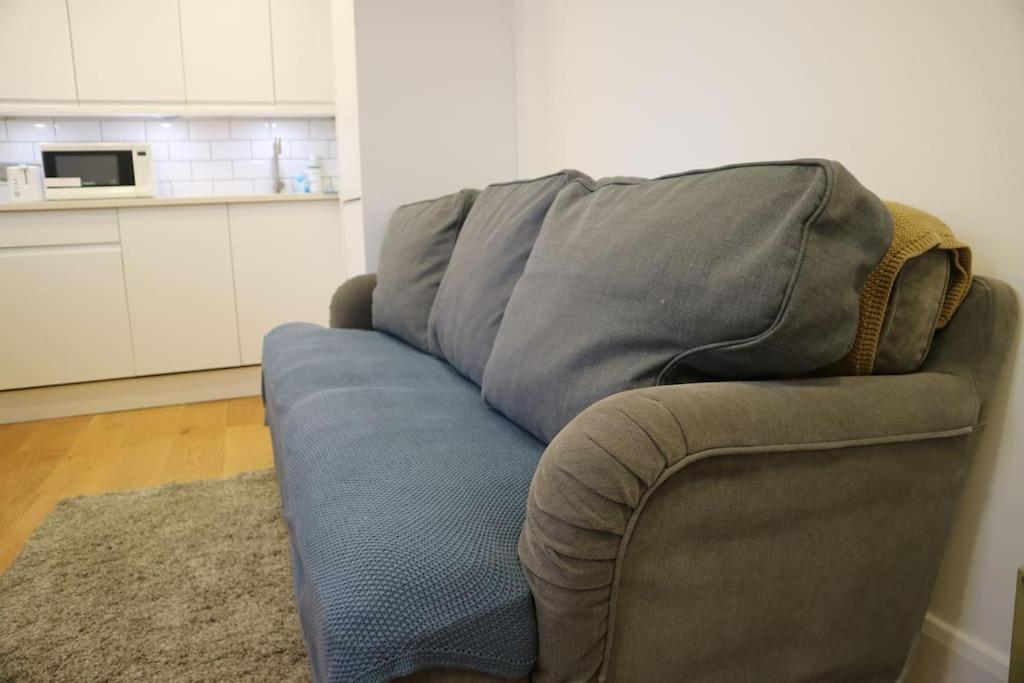 Appartement 2 Bedroom Modern, Simple Flat In Broadway Market *