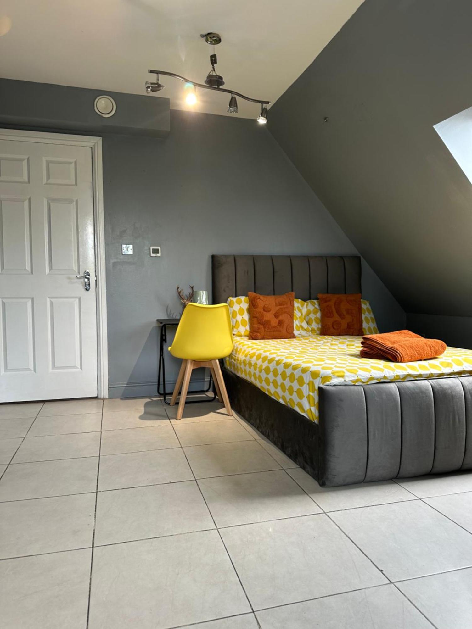 Privatunterkunft Luxury In Rooftop Penthouse In Central London, Shared Flat London