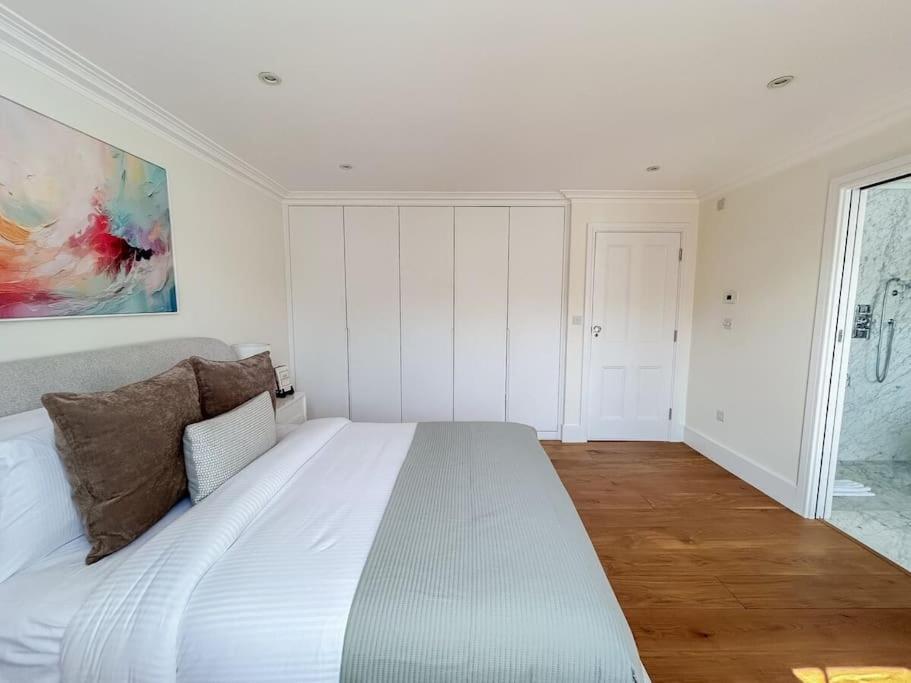 Luxurious In A Prestigious Location * Londres