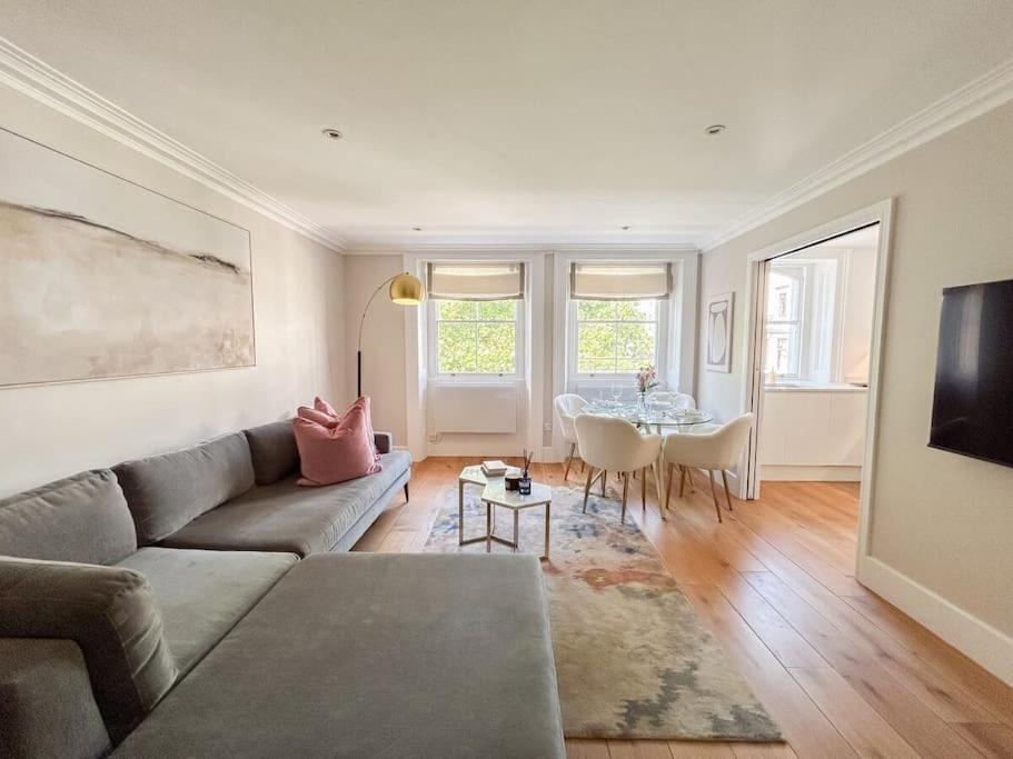 Luxurious In A Prestigious Location Appartement Londres