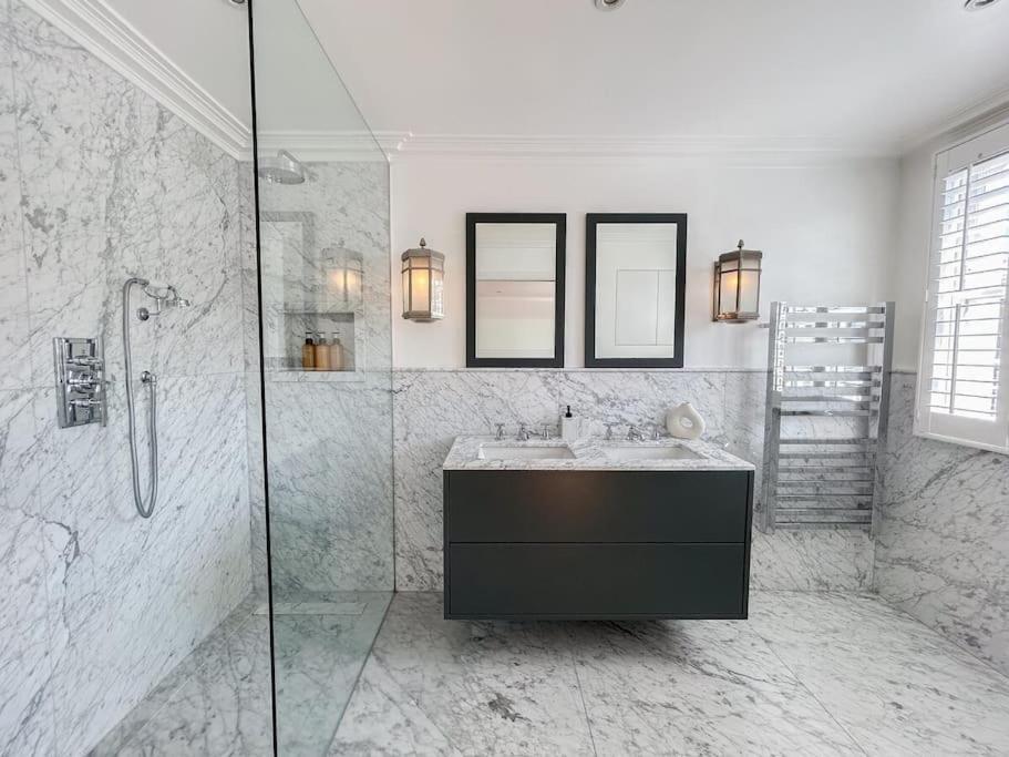 Appartement Luxurious In A Prestigious Location Londres