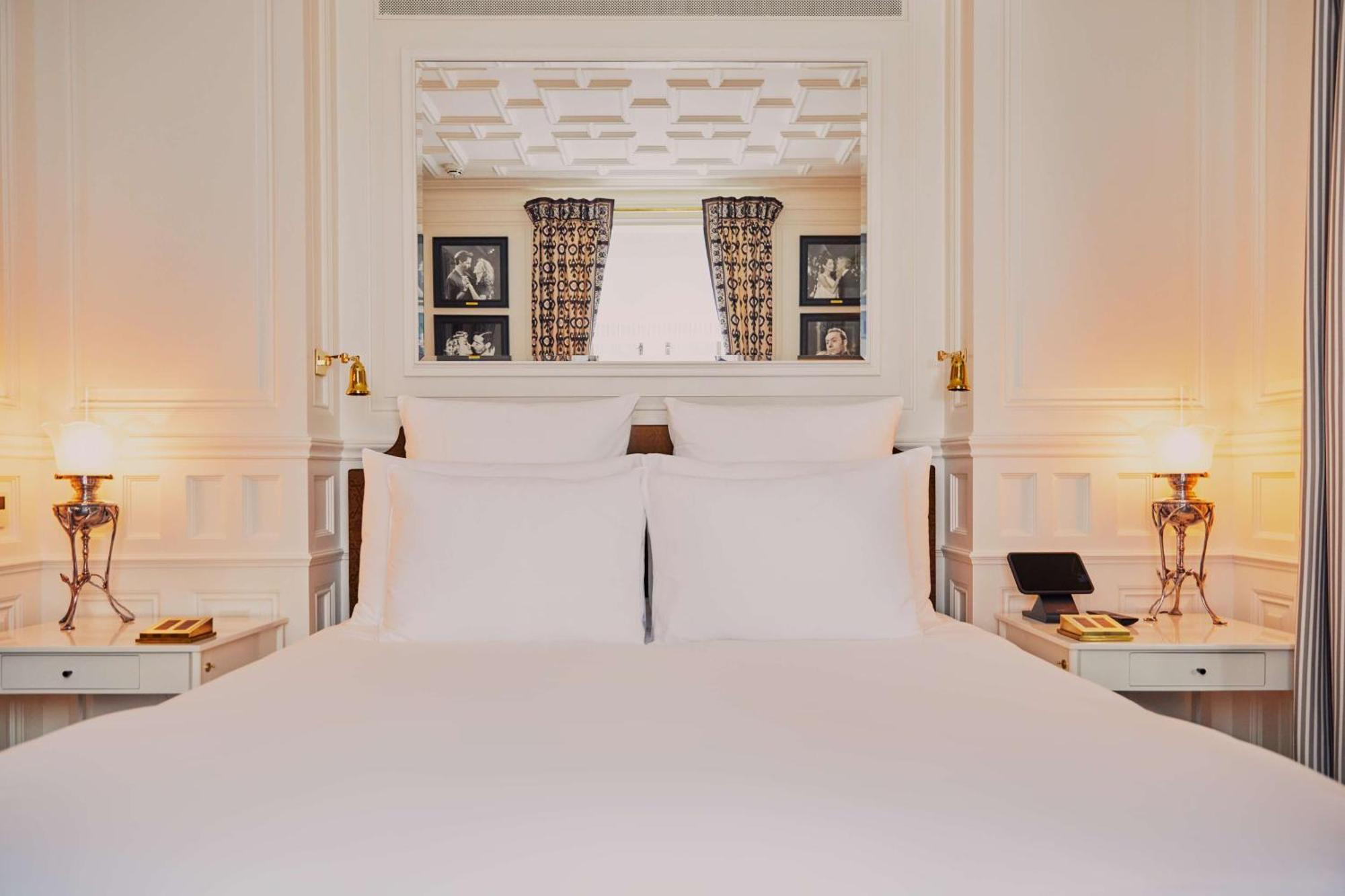 At Sloane Hotel Londen