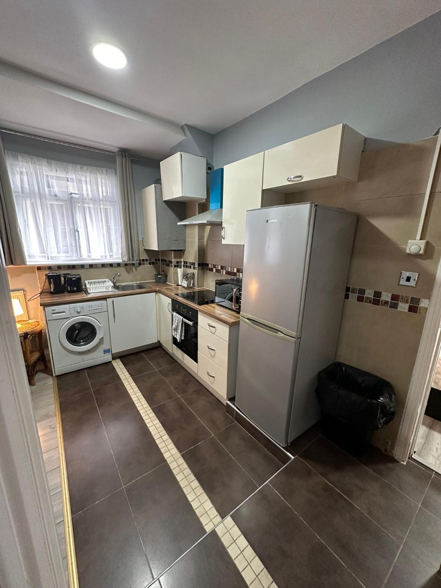 Apartment - Ground Floor 2 Bedrooms *