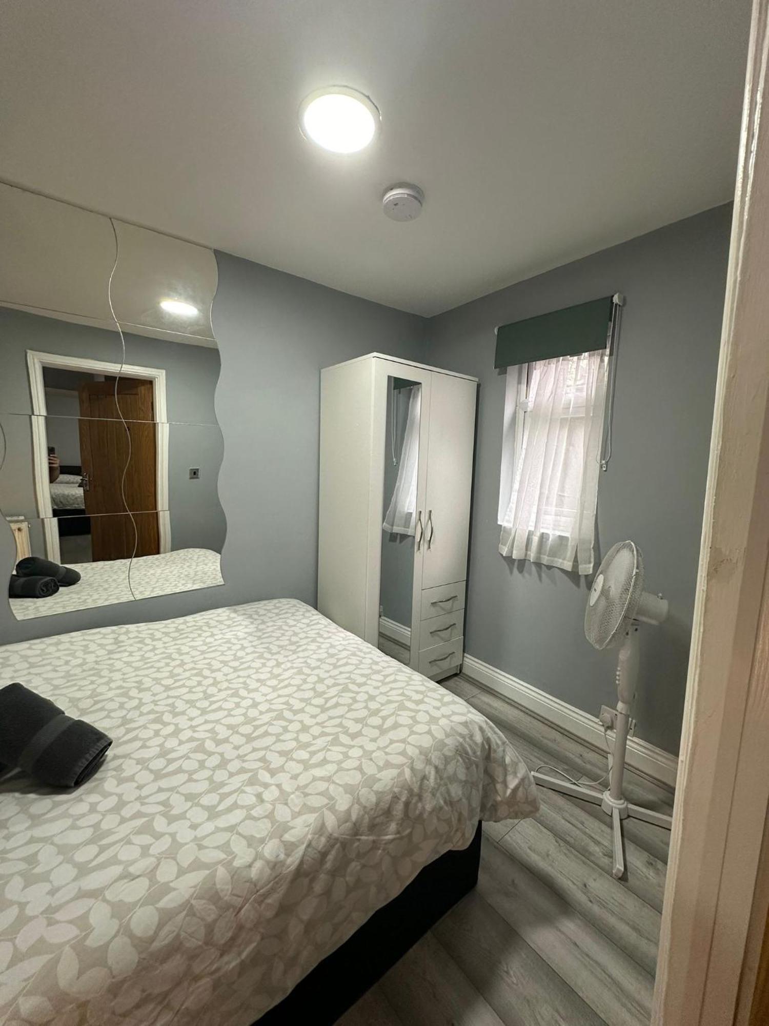 - Ground Floor 2 Bedrooms Apartment *