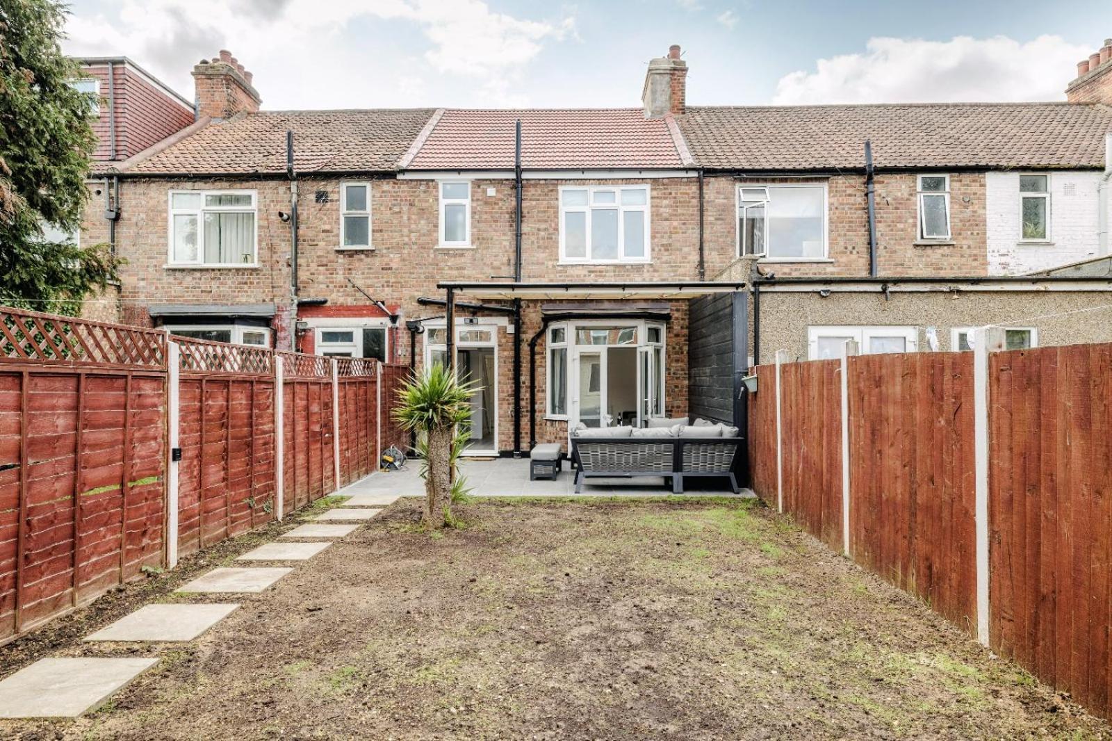 Сasa de vacaciones Modern With Driveway Parking For 2 Vehicles, Near Tottenham Hotspur Stadium, White Hart Lane Train Station Londres