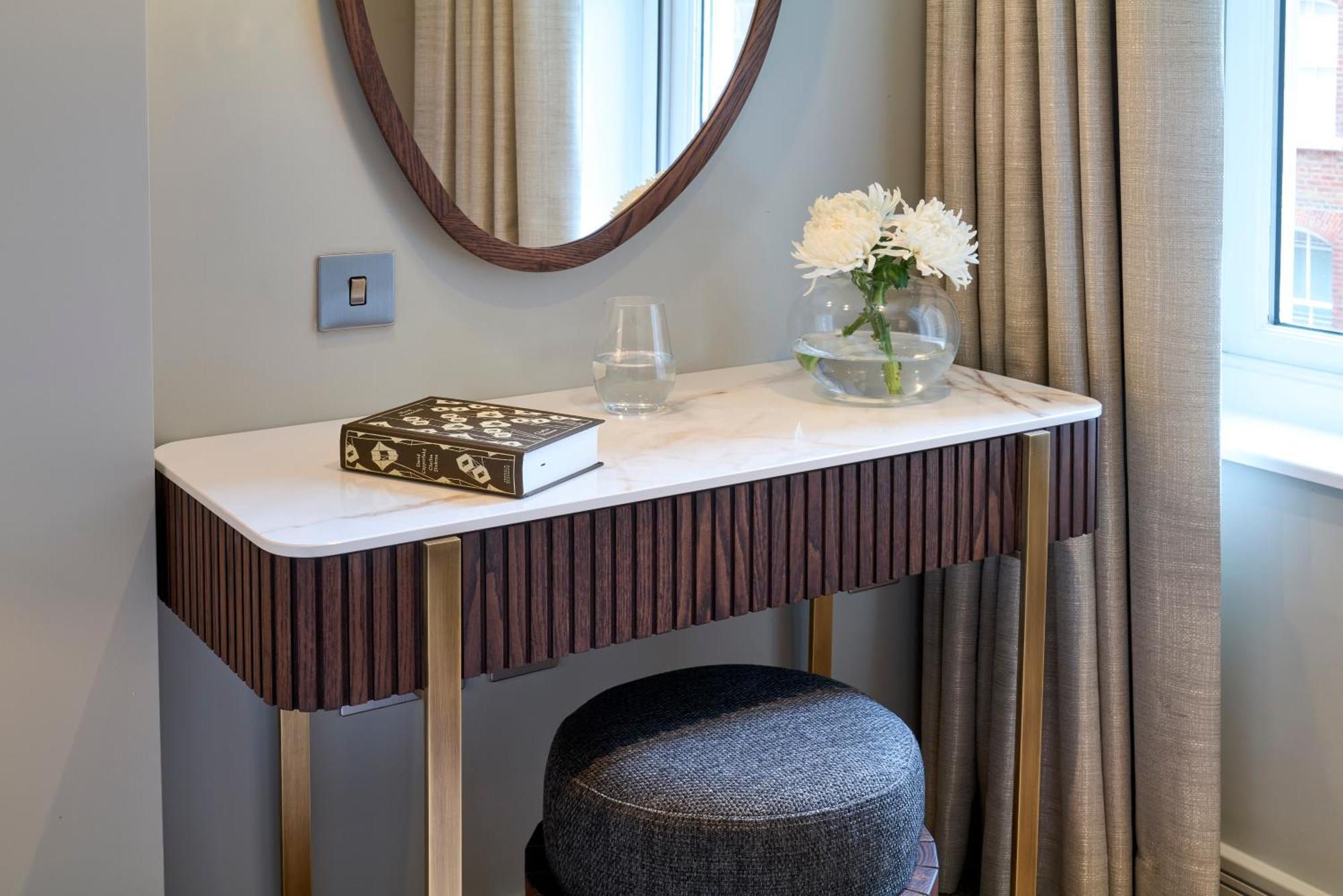 Cheval Phoenix House At Sloane Square Londen