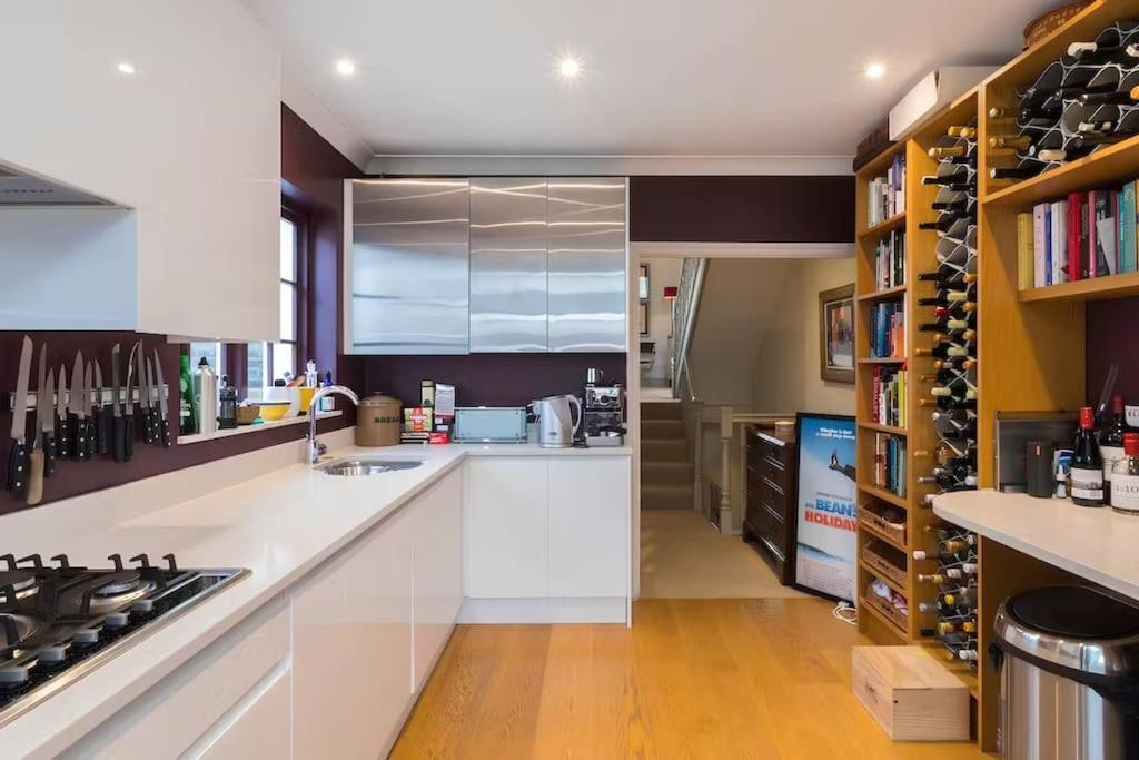 Hébergement de vacances Close To River And Park With Stunning Roof Terrace Londres