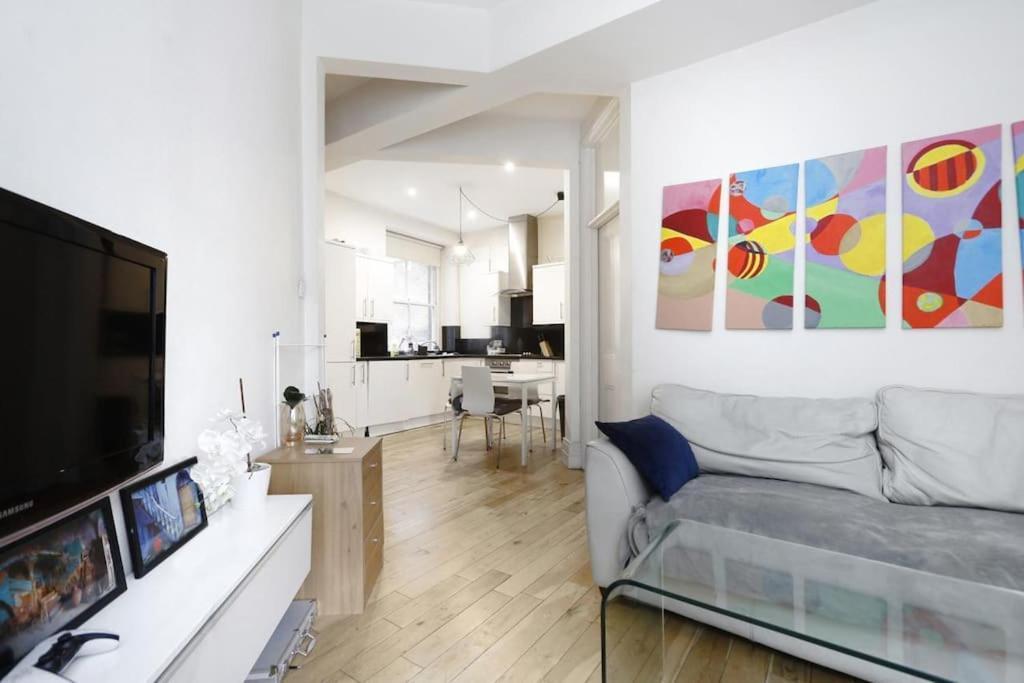 Charming Two-bedroom Flat In Notting Hill *