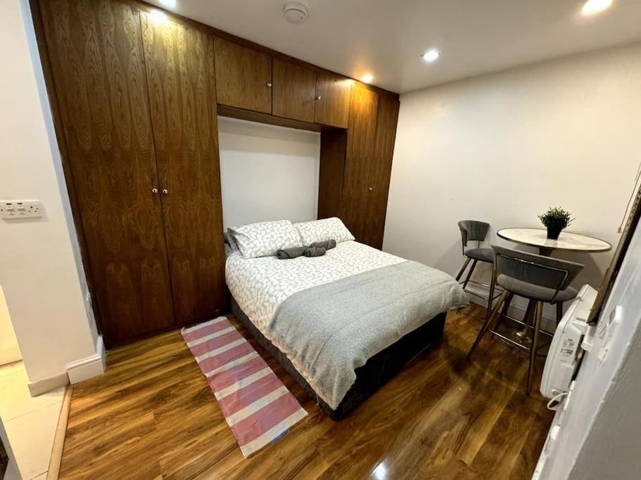 Lovely Hyde Park Flat Appartement *