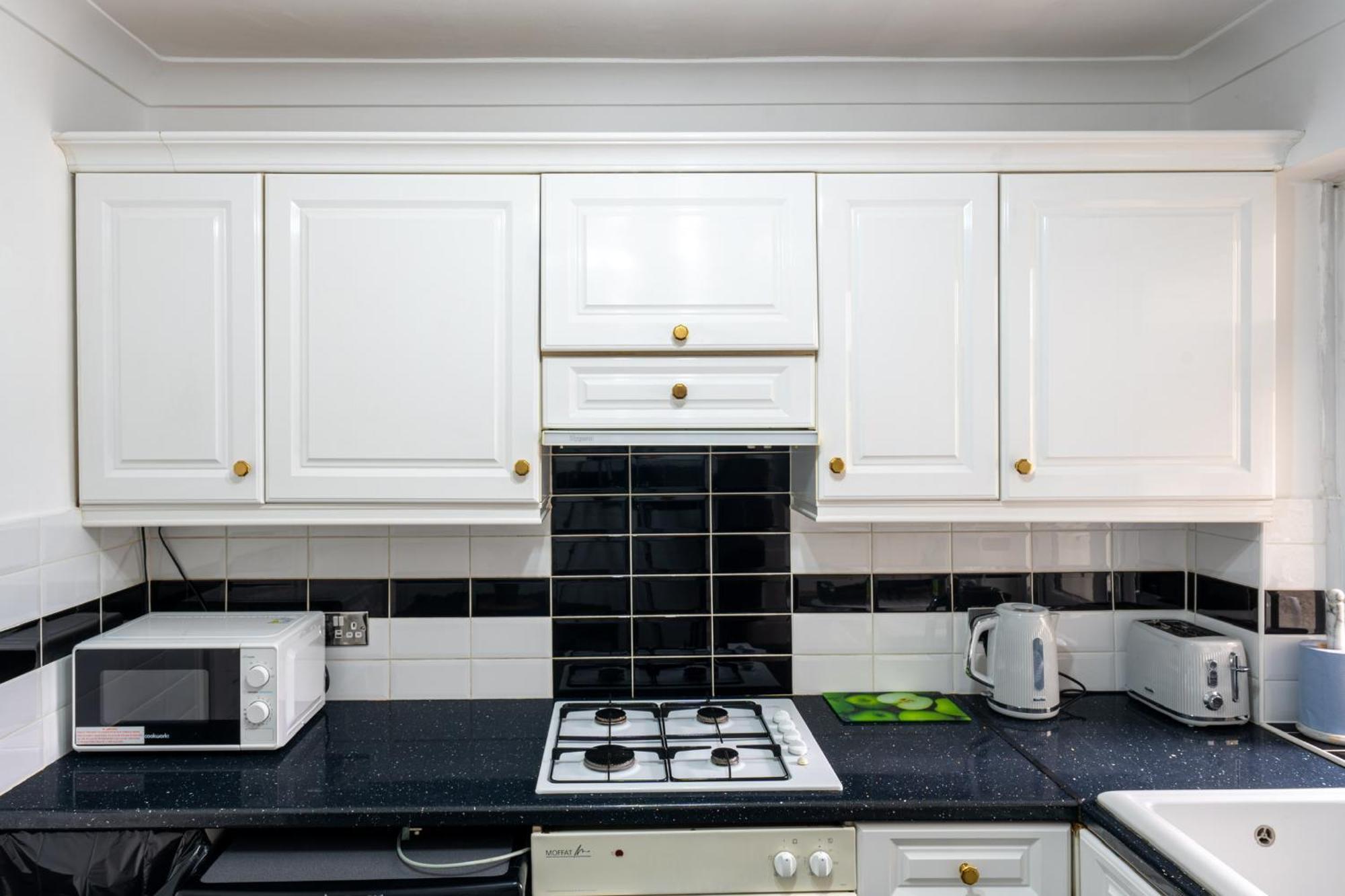 2 Bed, Wembley, Ealing, * Londen