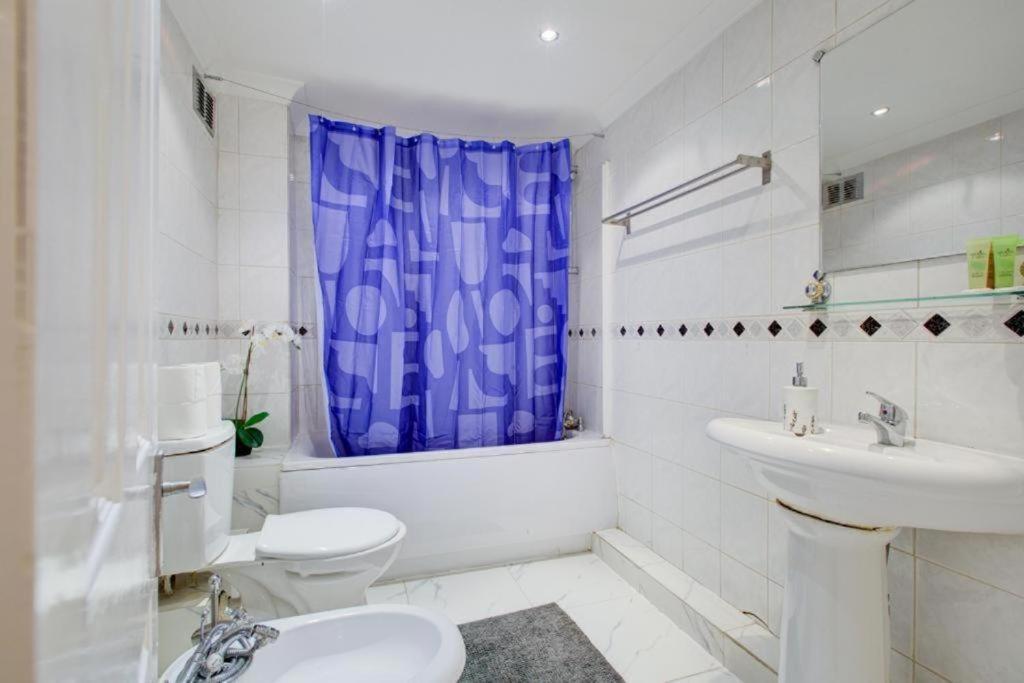 Hyde Park Two Bedroom * Londres