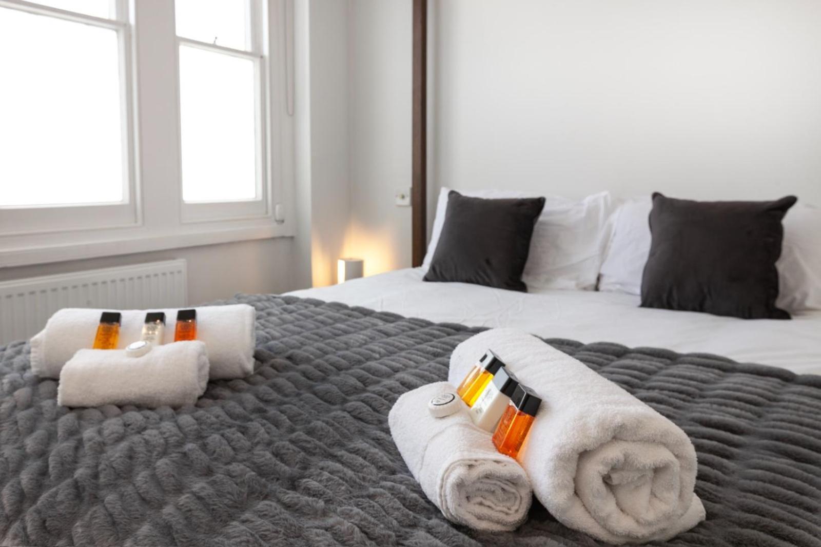 Luxury Newly Refurbished One-bedroom Flat In Notting Hill London