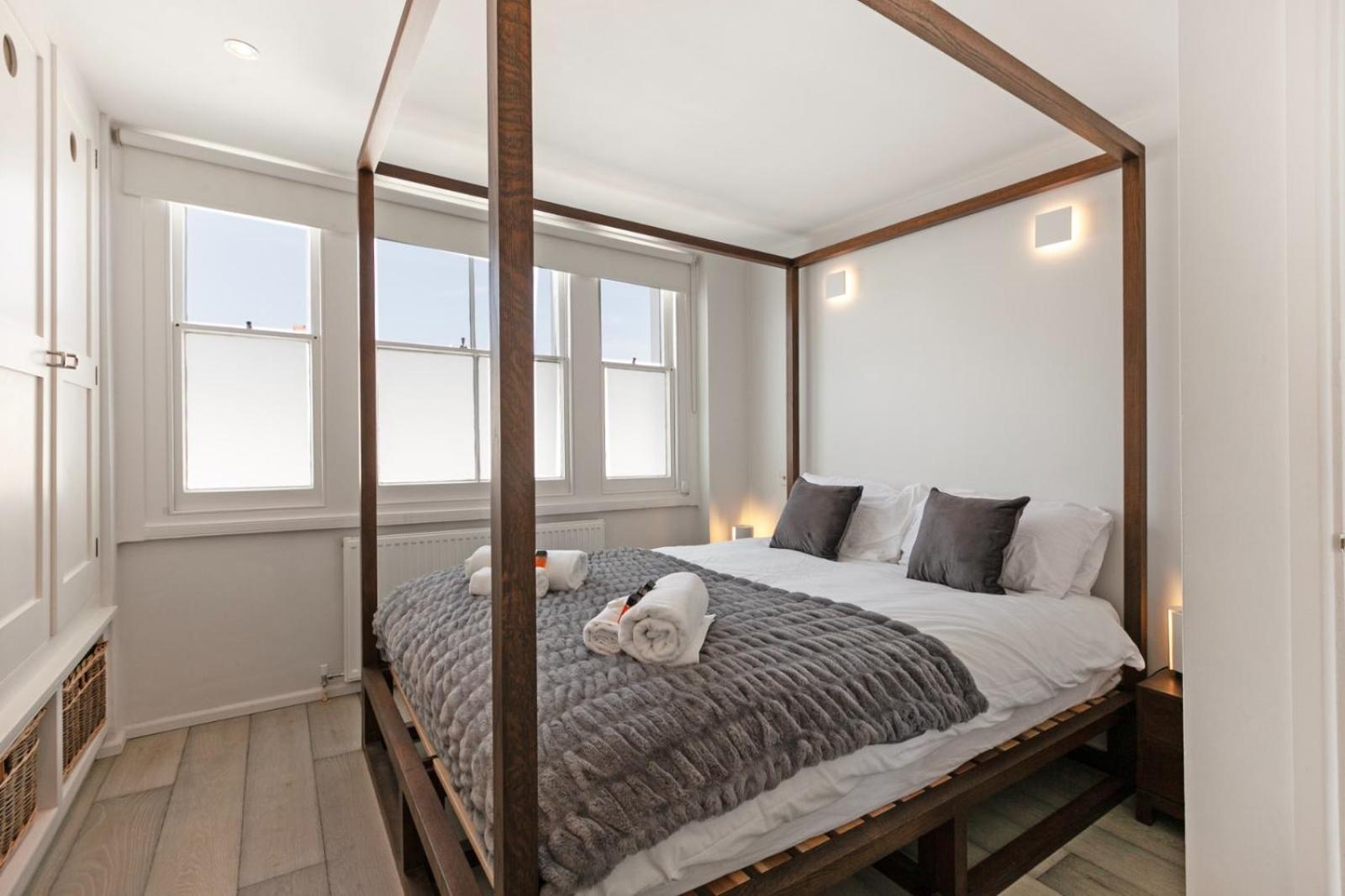 Luxury Newly Refurbished One-bedroom Flat In Notting Hill