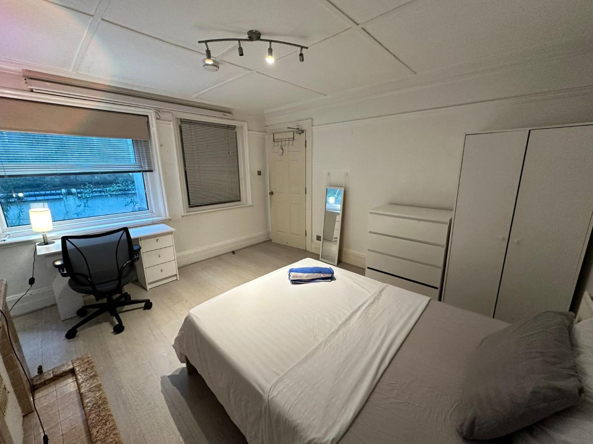 Gasthof Locke & Quay Exclusive London
