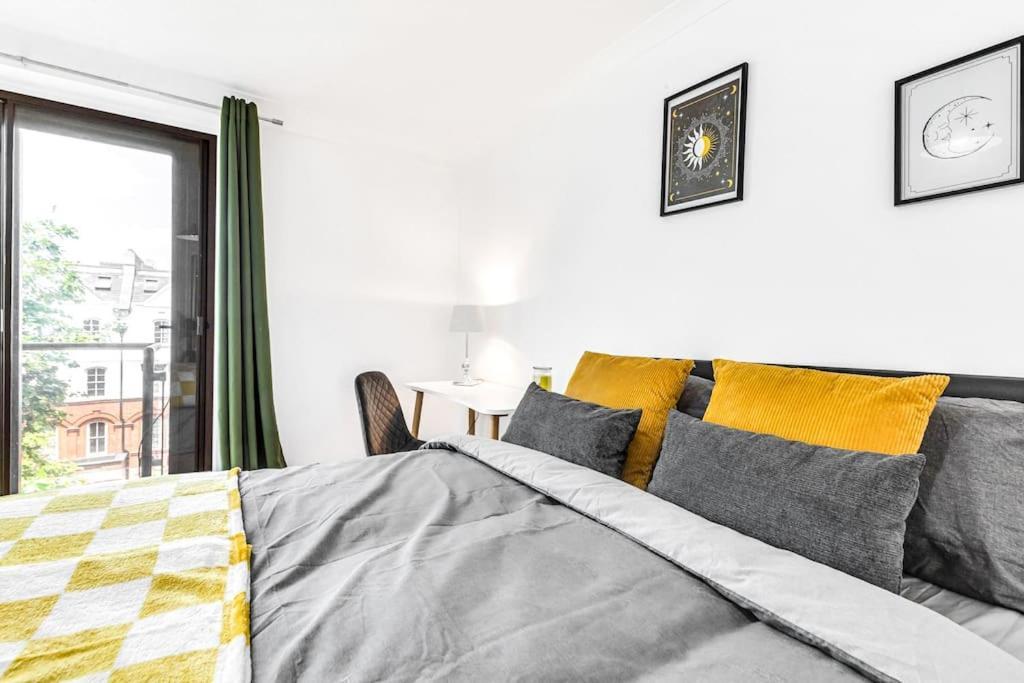 Luxaway In Earls Court - Sleeps Up To 10 Apartment London