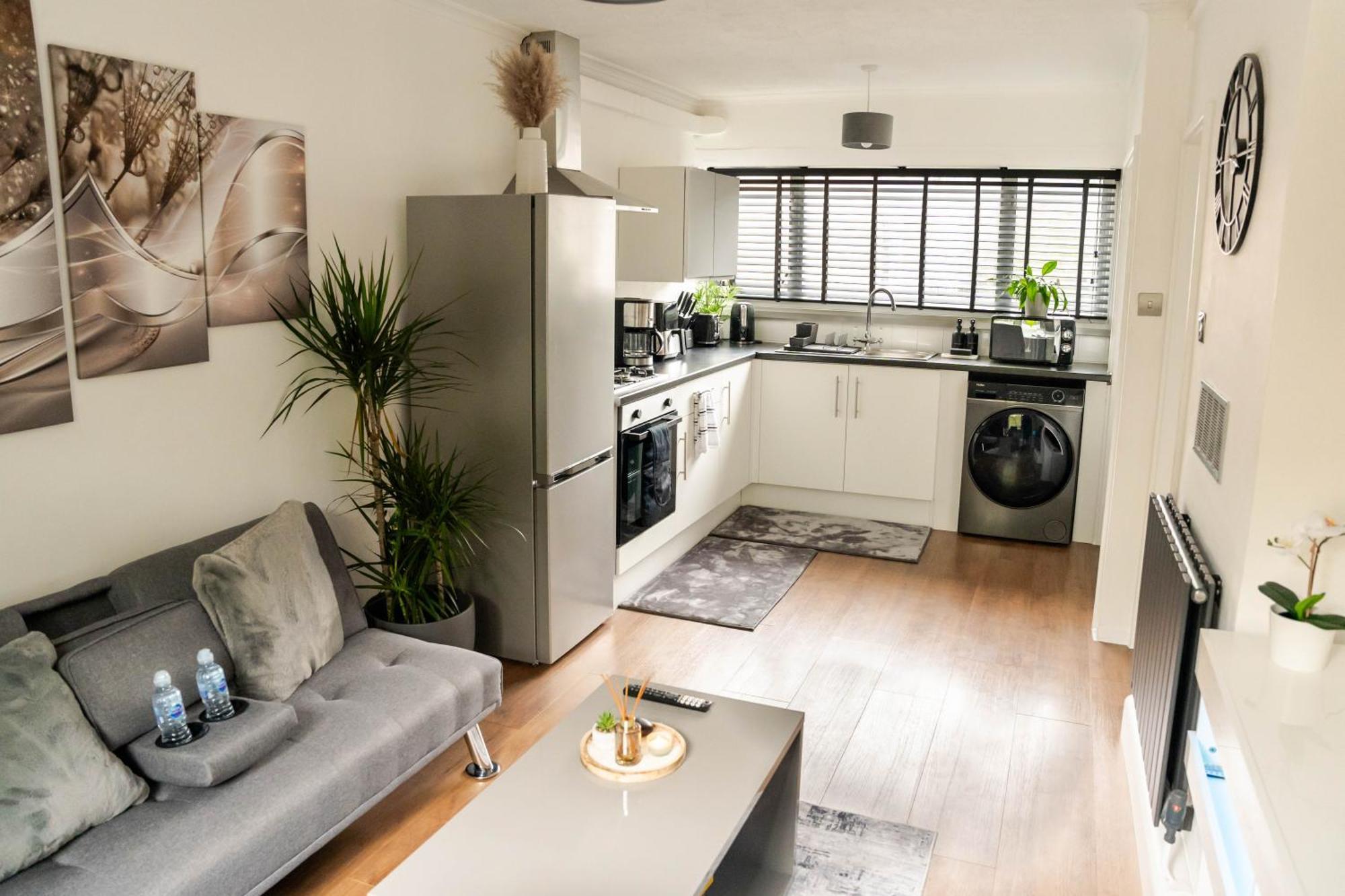 Modern 1 Bed In Greenwich - Wifi - Netflix And Stations Nearby *