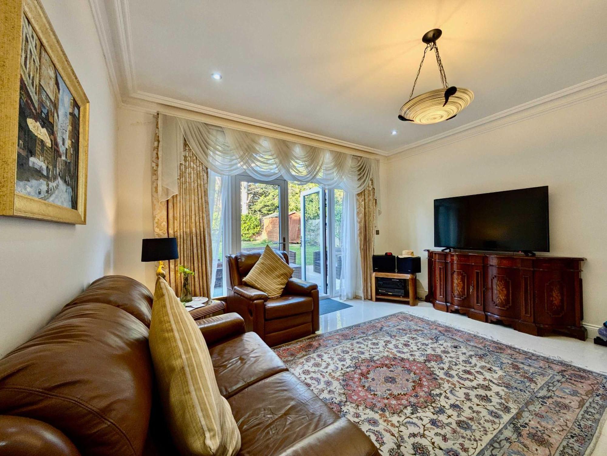 Charming Family With Private Garden Hébergement de vacances Londres