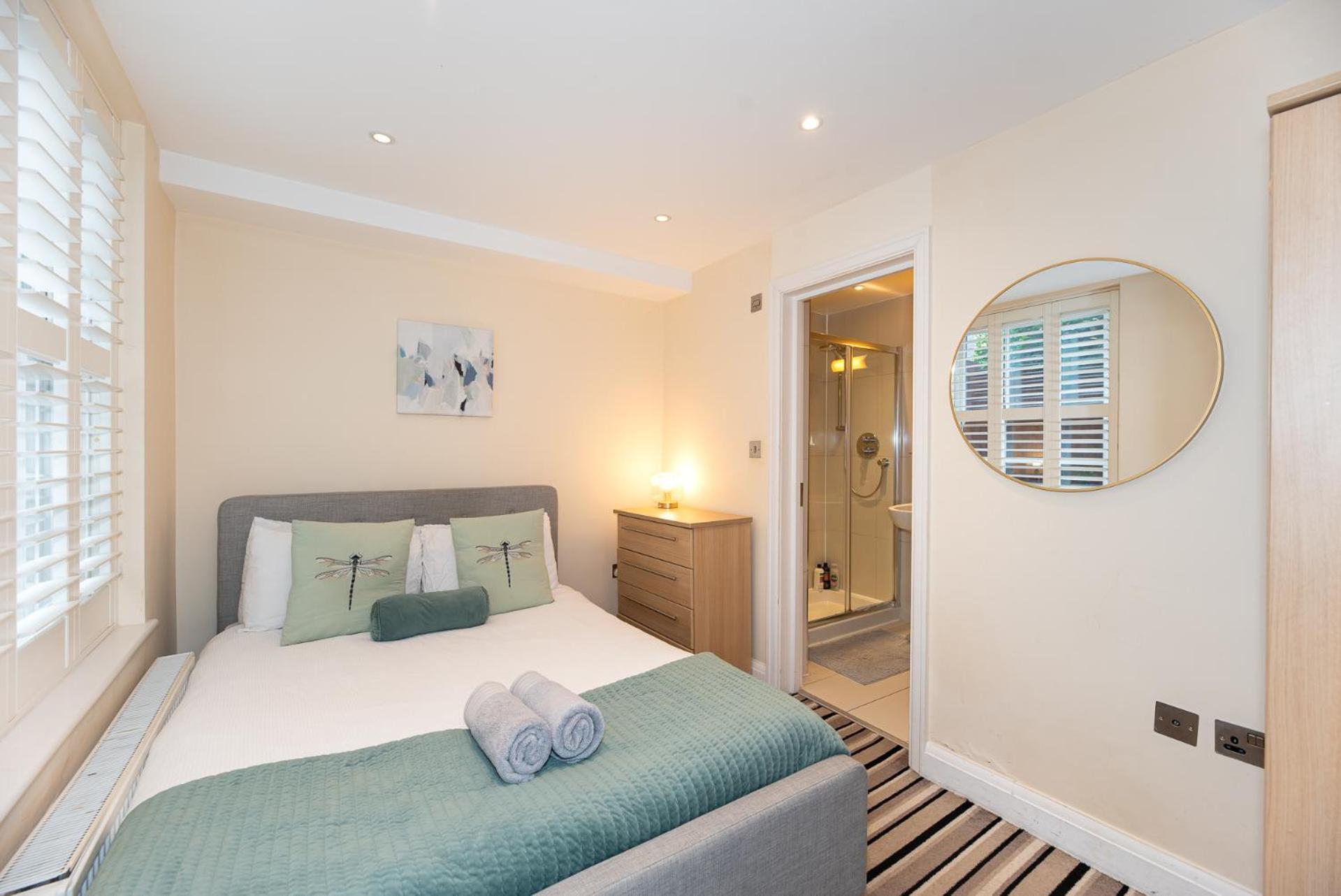 3 Bedroom With Private Terrace In Pimlico, Westminster, Victoria Apartamento