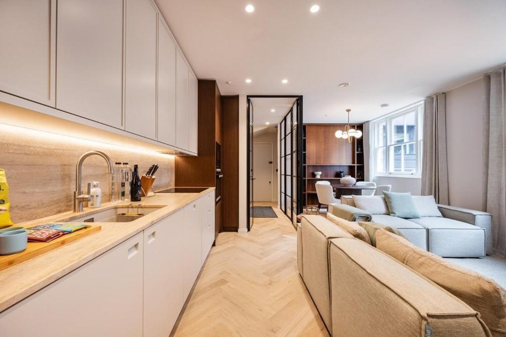 Covent Garden 2 Bed 2 Bath Duplex * Londres