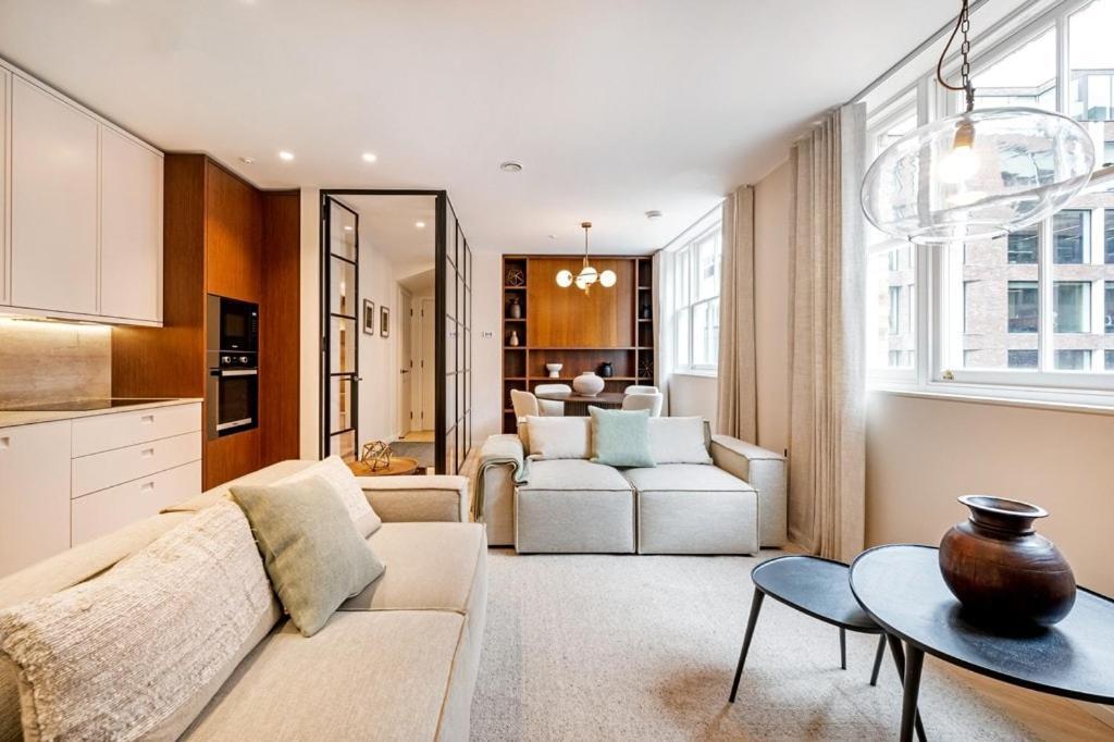 Covent Garden 2 Bed 2 Bath Duplex * Londres