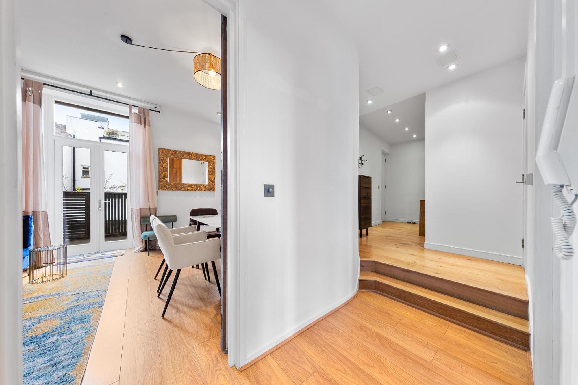 Designer Victorian Flat With Large Terrace Londres