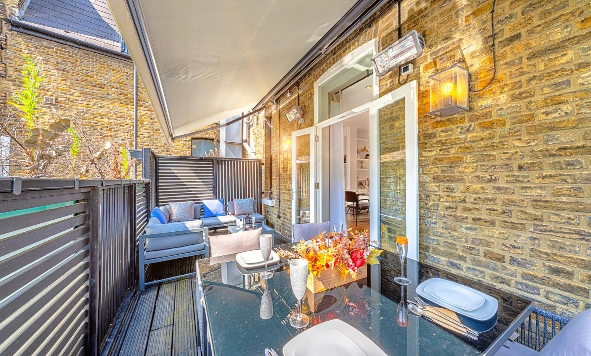 Designer Victorian Flat With Large Terrace Londres