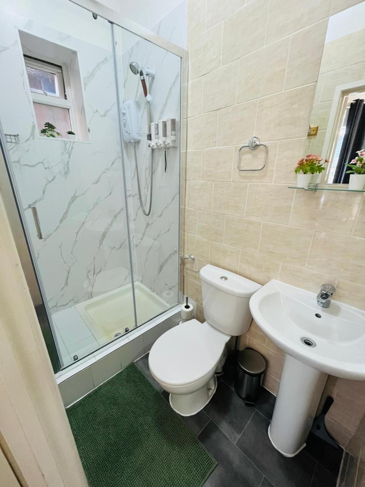 Apartamento Wonderful Fully-equipped Near 8 Londres
