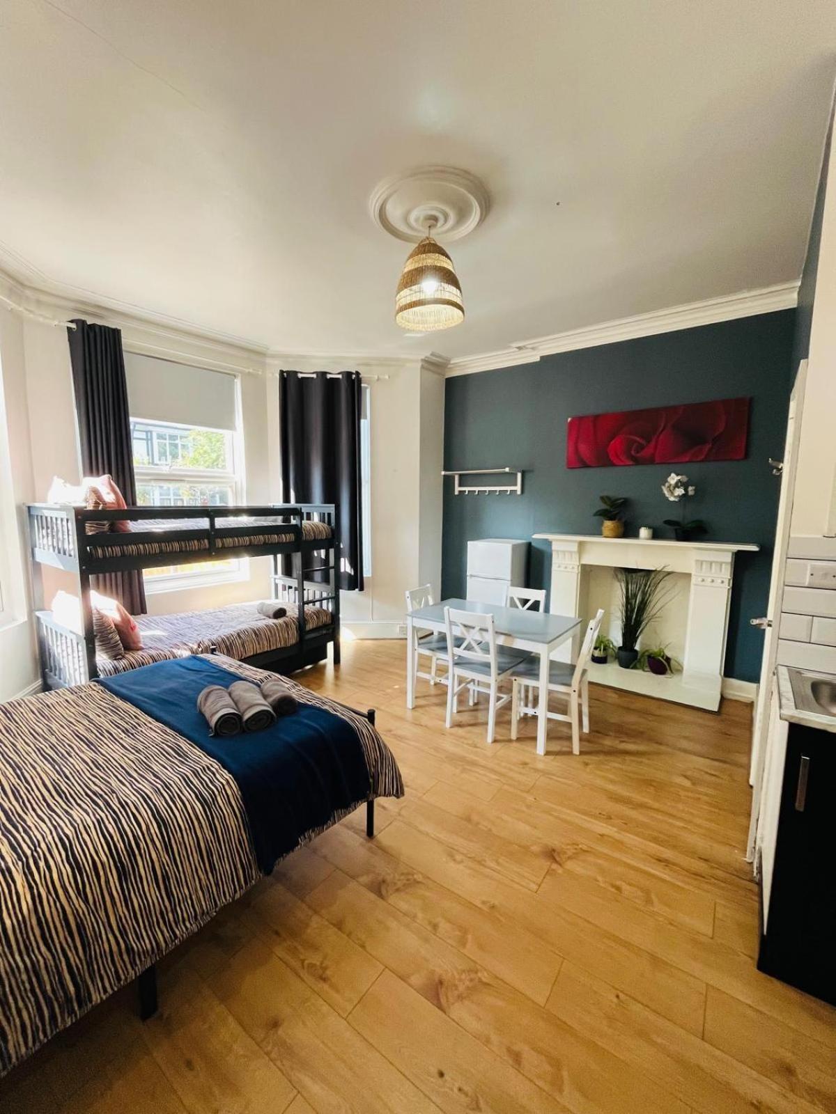 Apartamento Wonderful Fully-equipped Near 8 Londres
