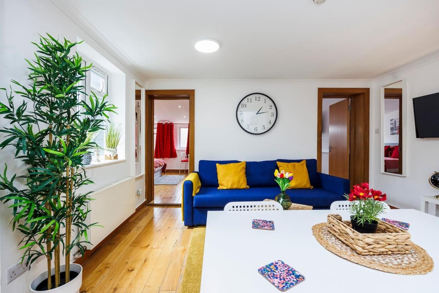 2 Bedroom Charming & Magnificent Flat * Londres