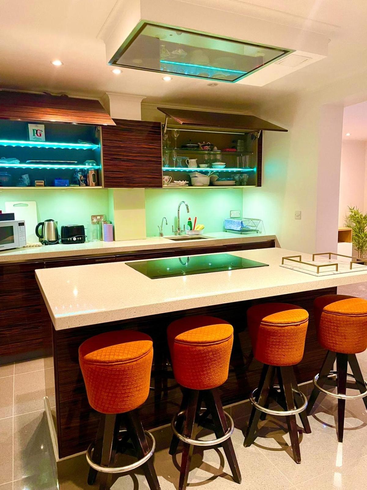 Private 1 Bed Flat Chelsea Apartamento *