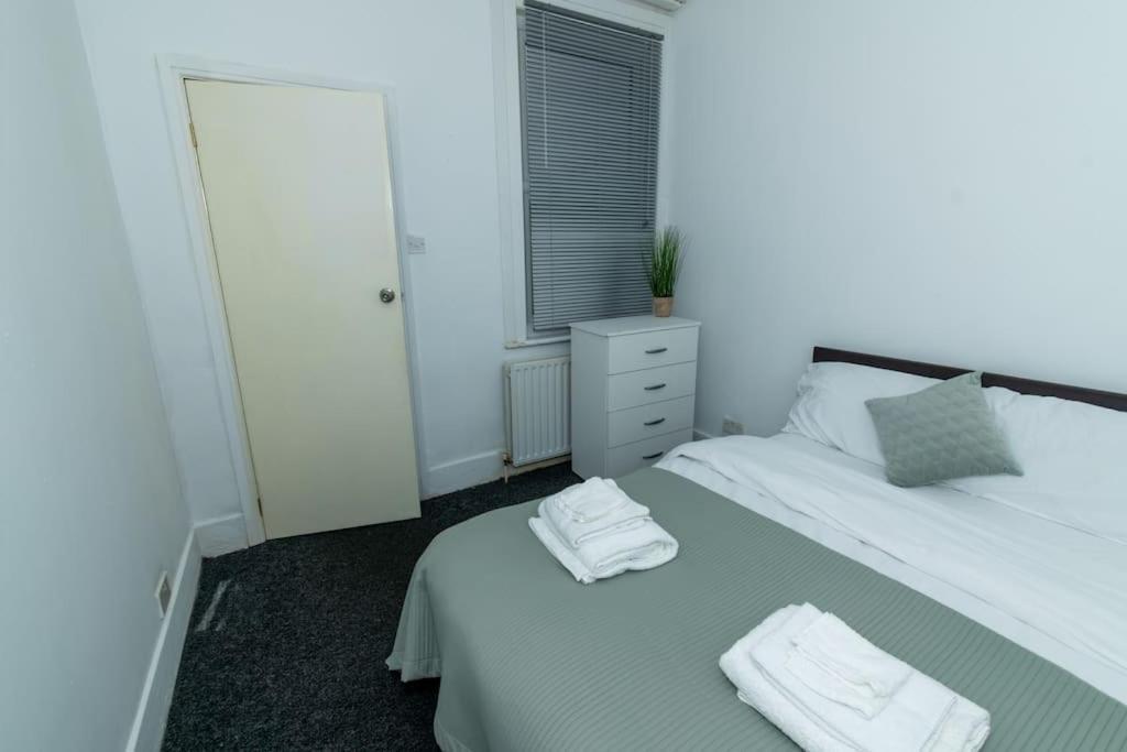 Tranquil 1br In Harlesden *