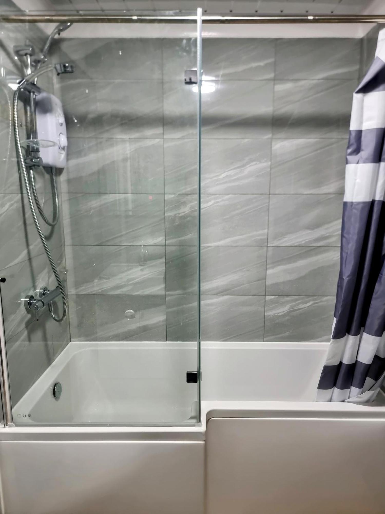 Quick N Easy Travel To 2 Bed House Сasa de vacaciones *